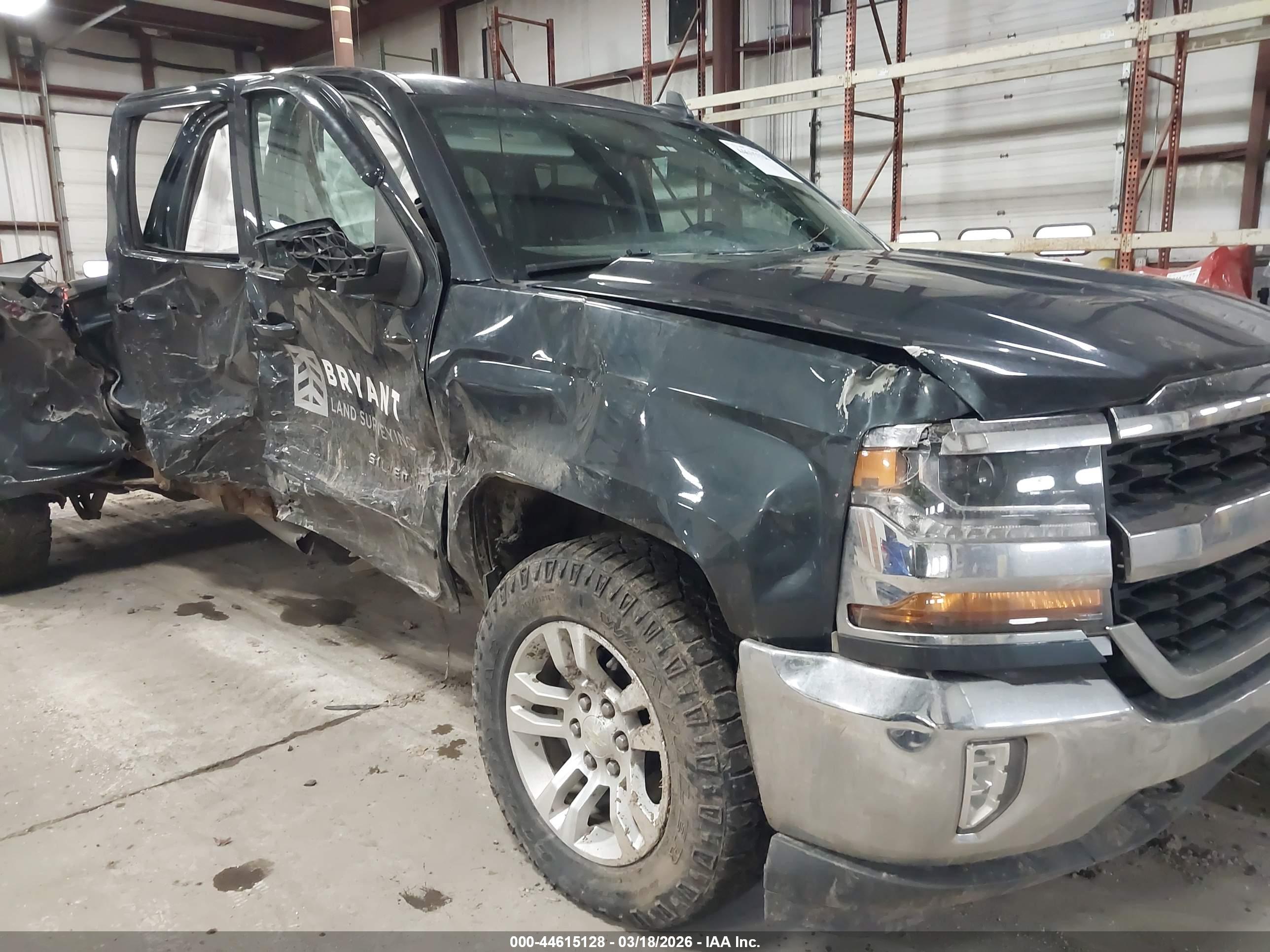 CHEVROLET SILVERADO image 6