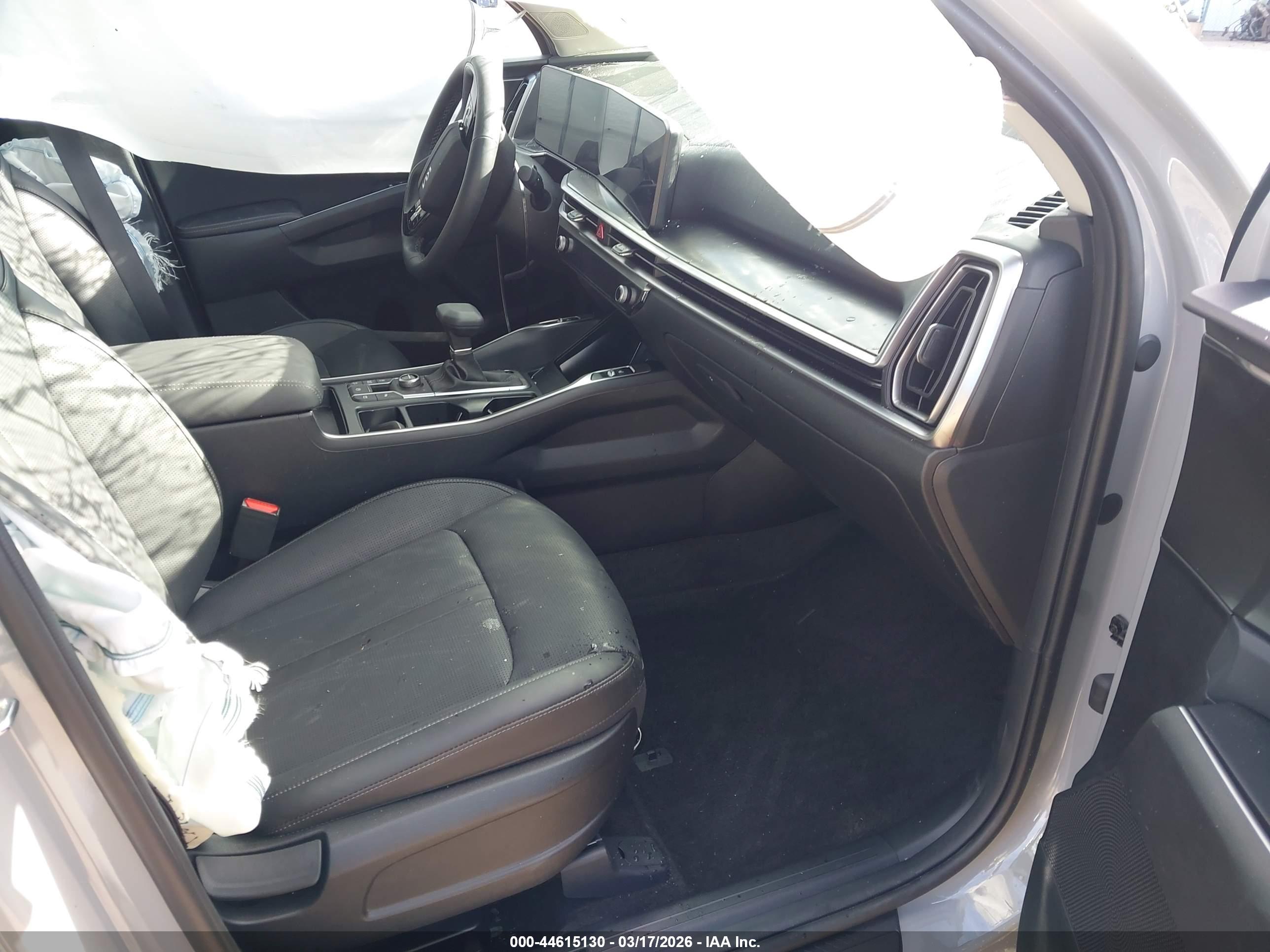 KIA SORENTO image 5
