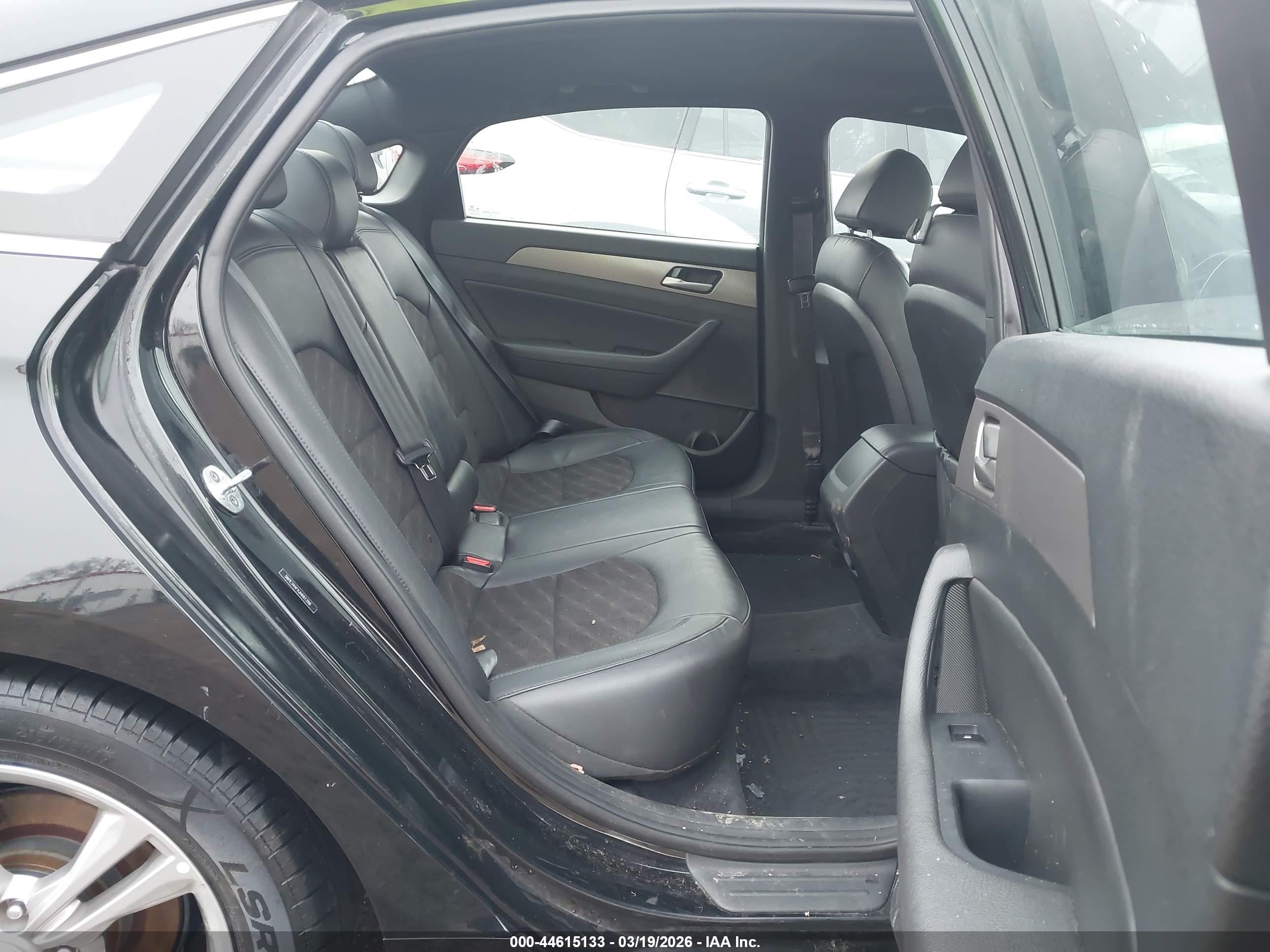 HYUNDAI SONATA image 8