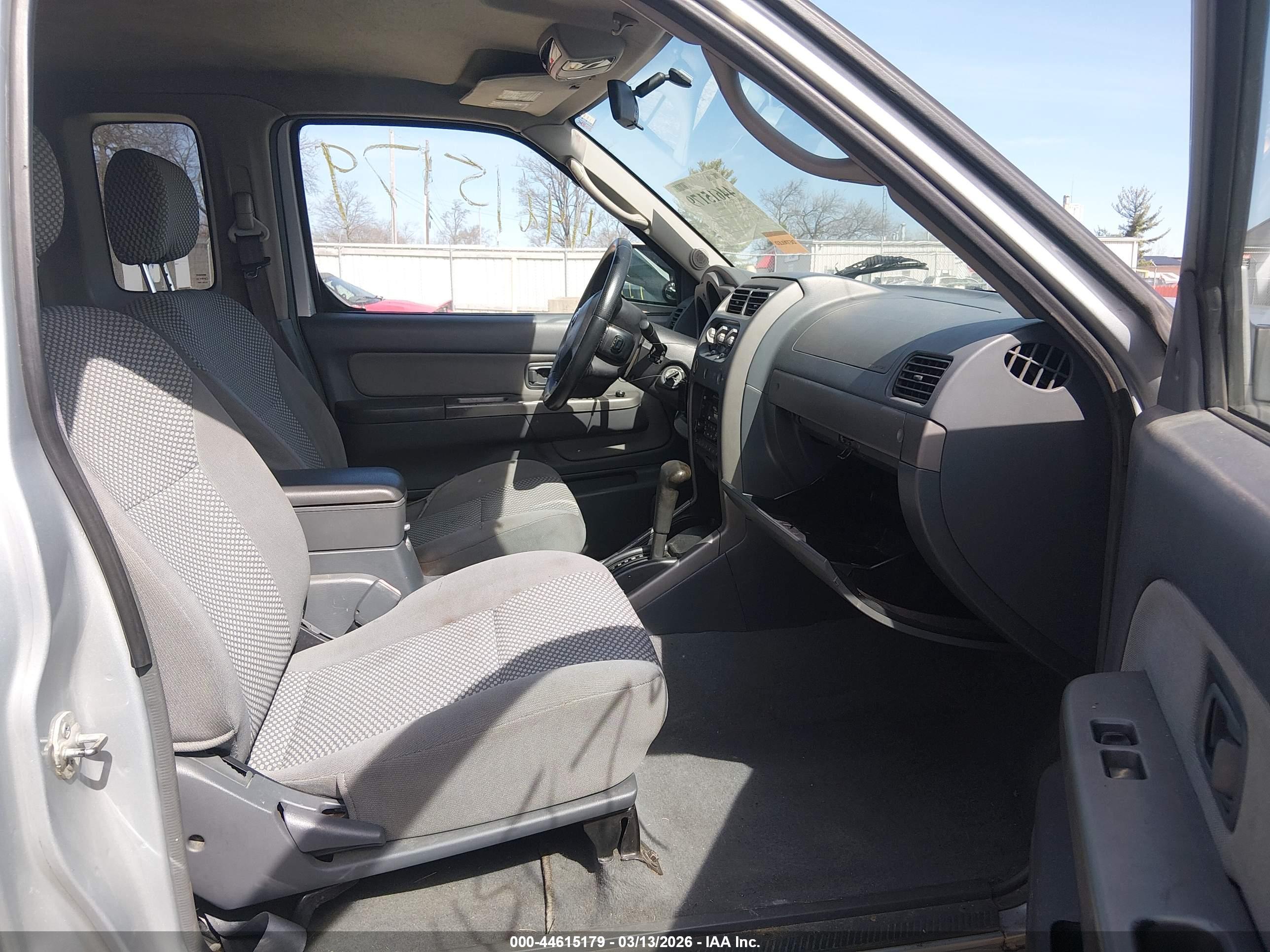 NISSAN FRONTIER image 5