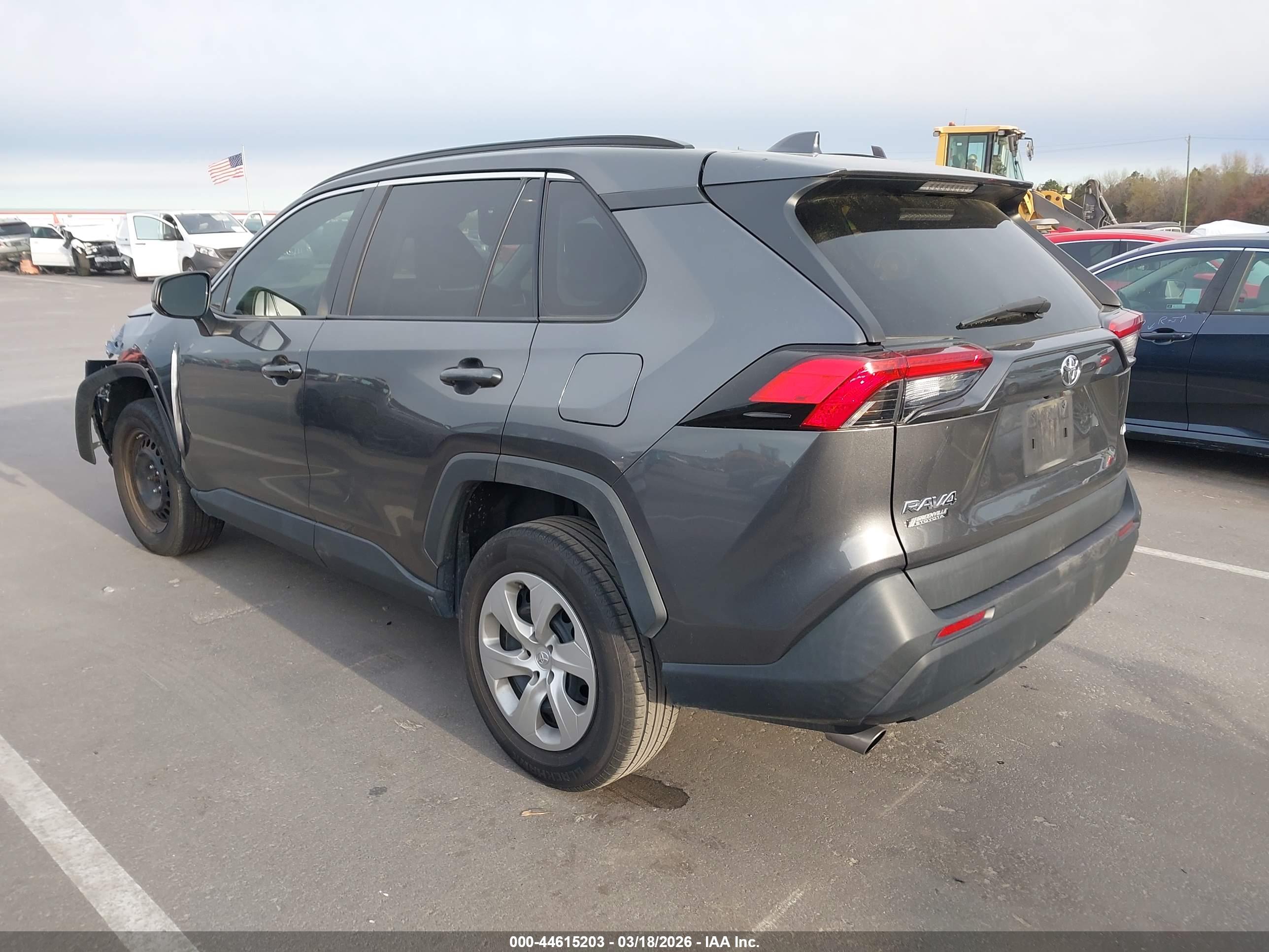 TOYOTA RAV4 image 3