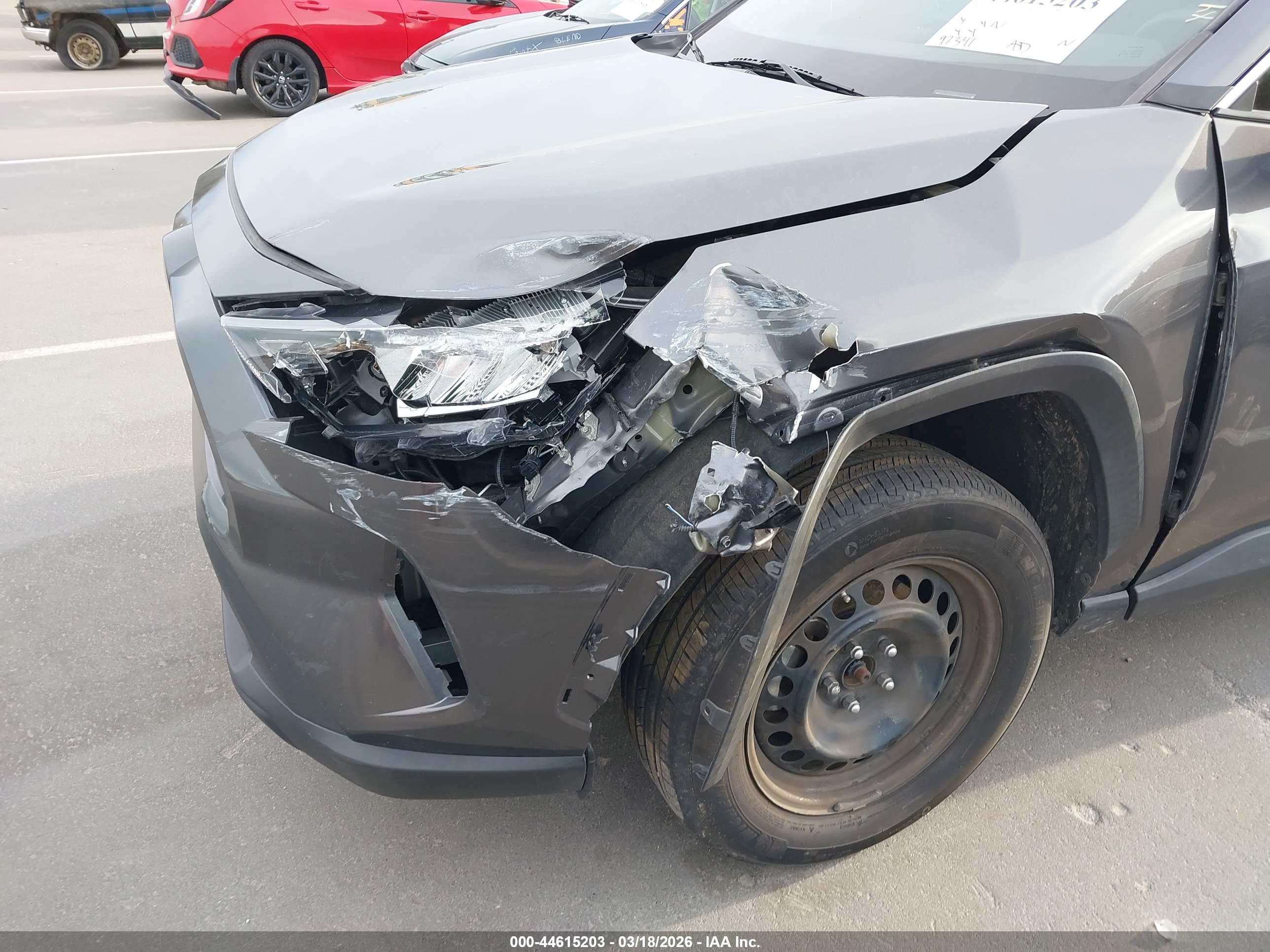 TOYOTA RAV4 image 6
