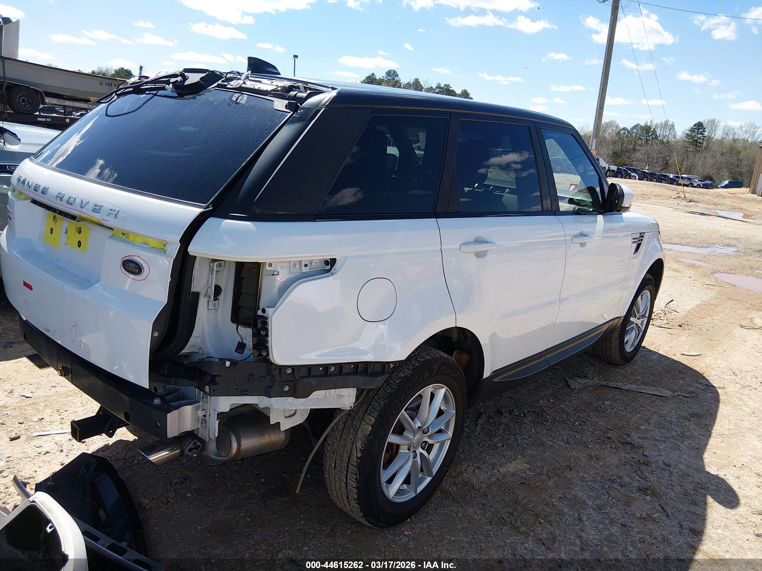 LAND ROVER image 4