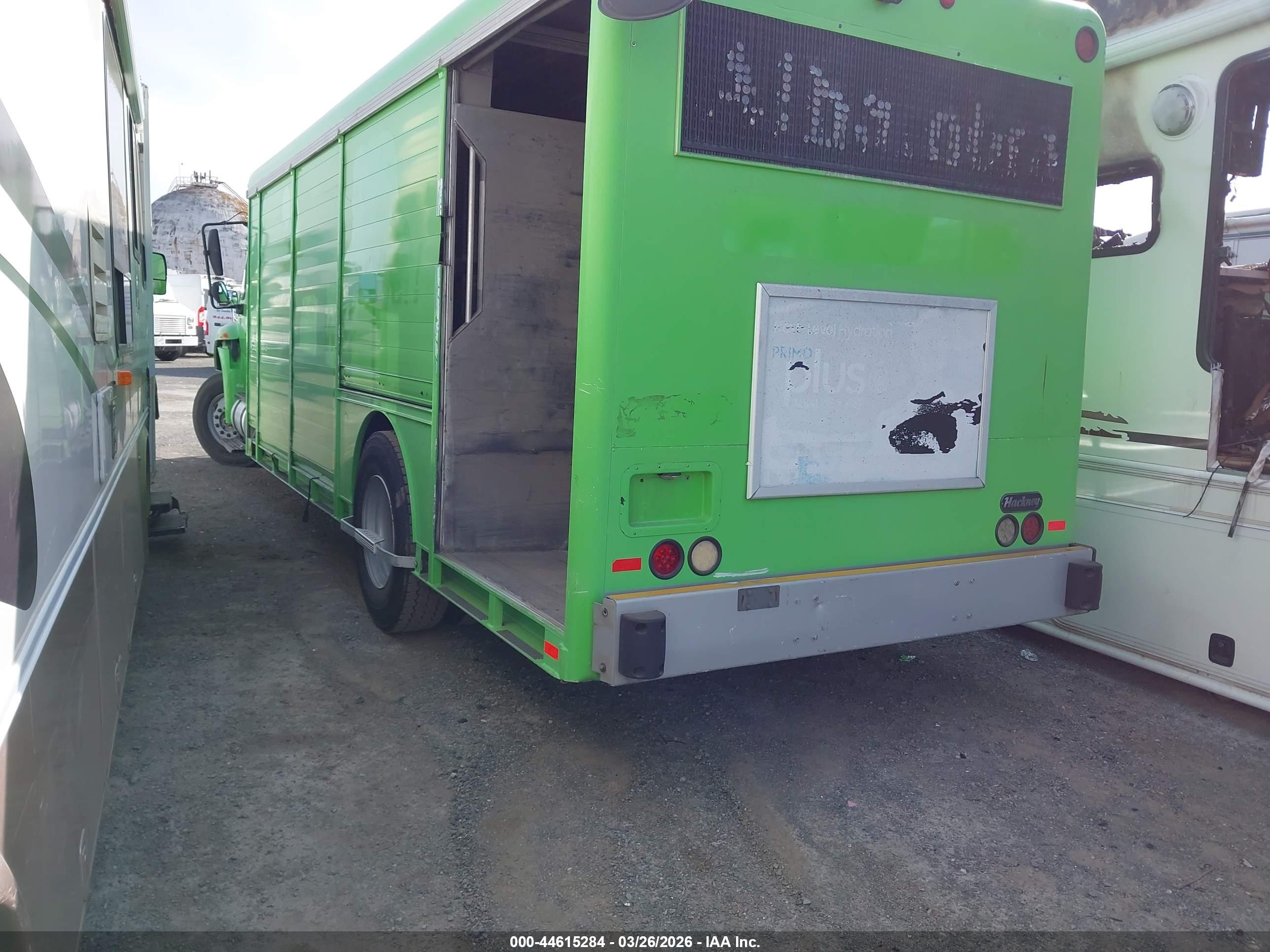 INTERNATIONAL 4000 image 3