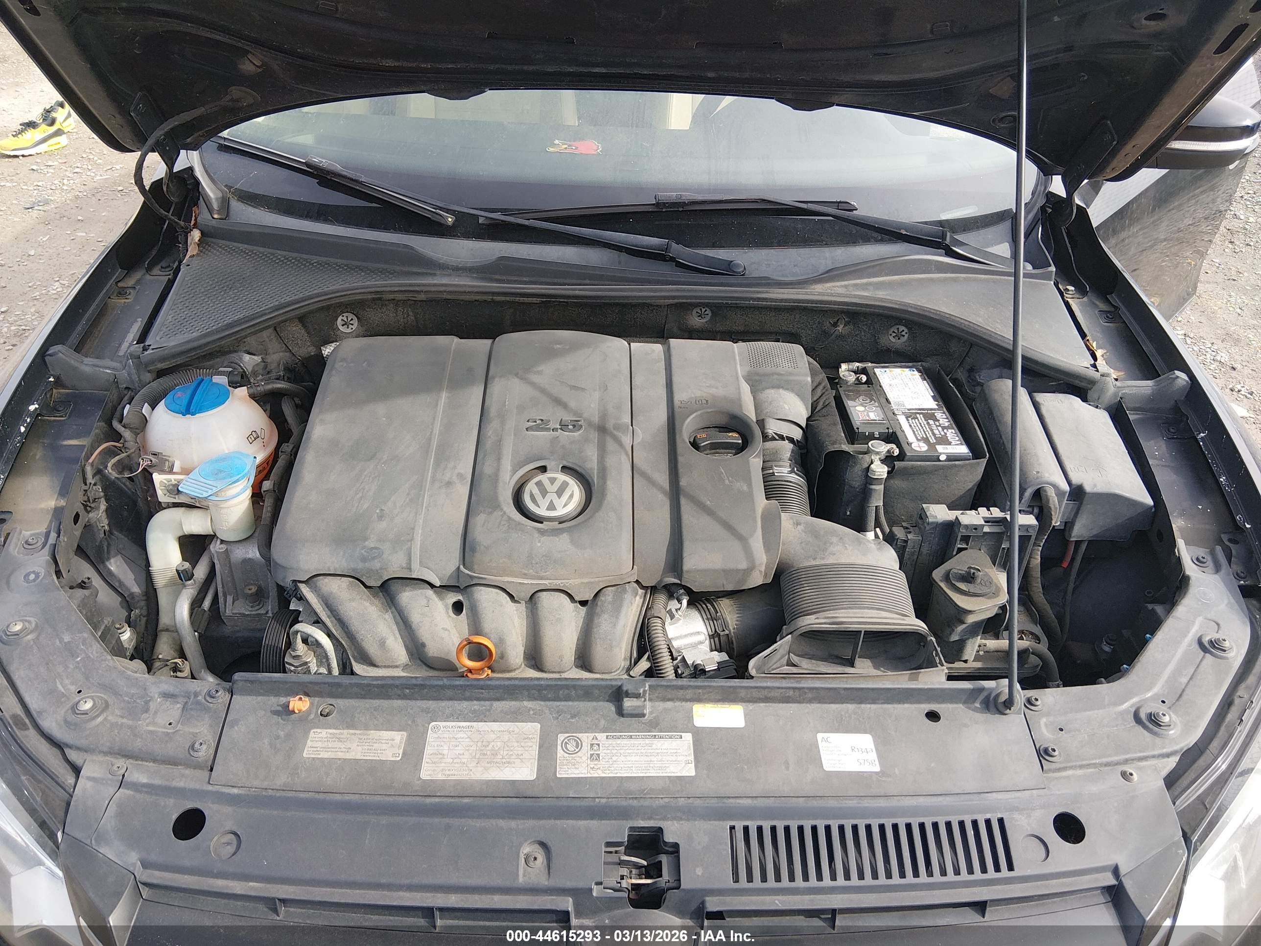 VOLKSWAGEN PASSAT image 10