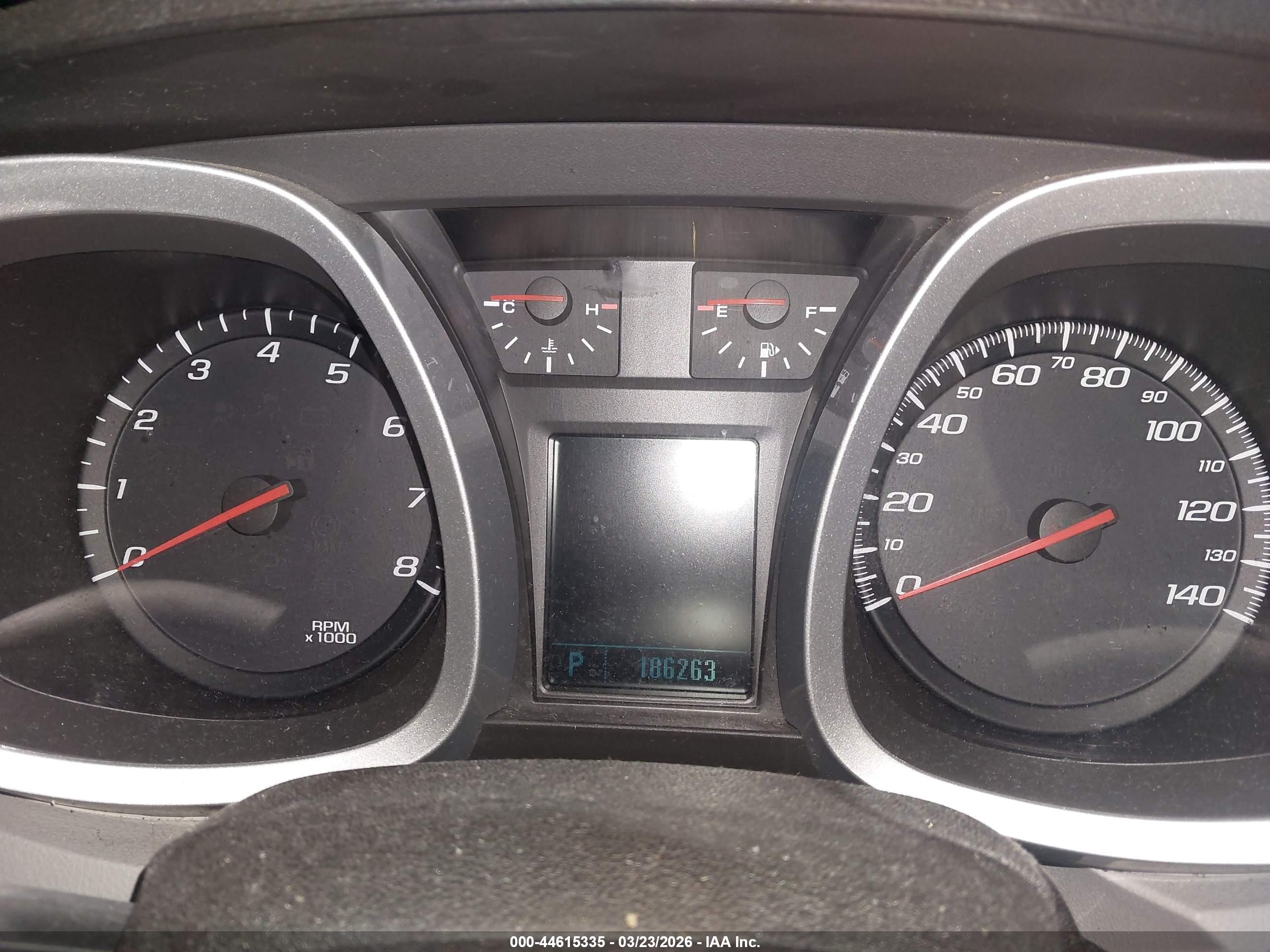 CHEVROLET EQUINOX image 7