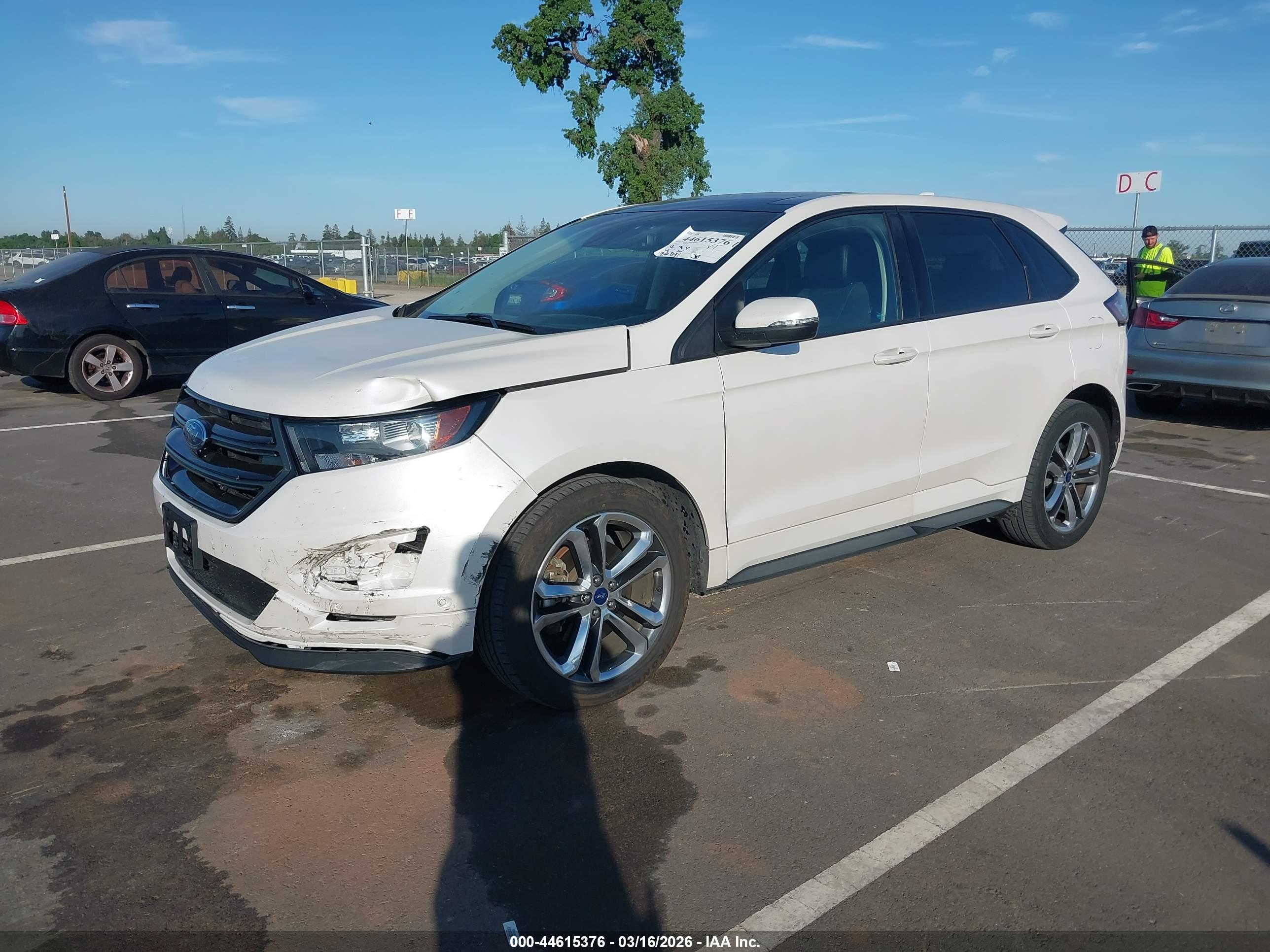 FORD EDGE image 2