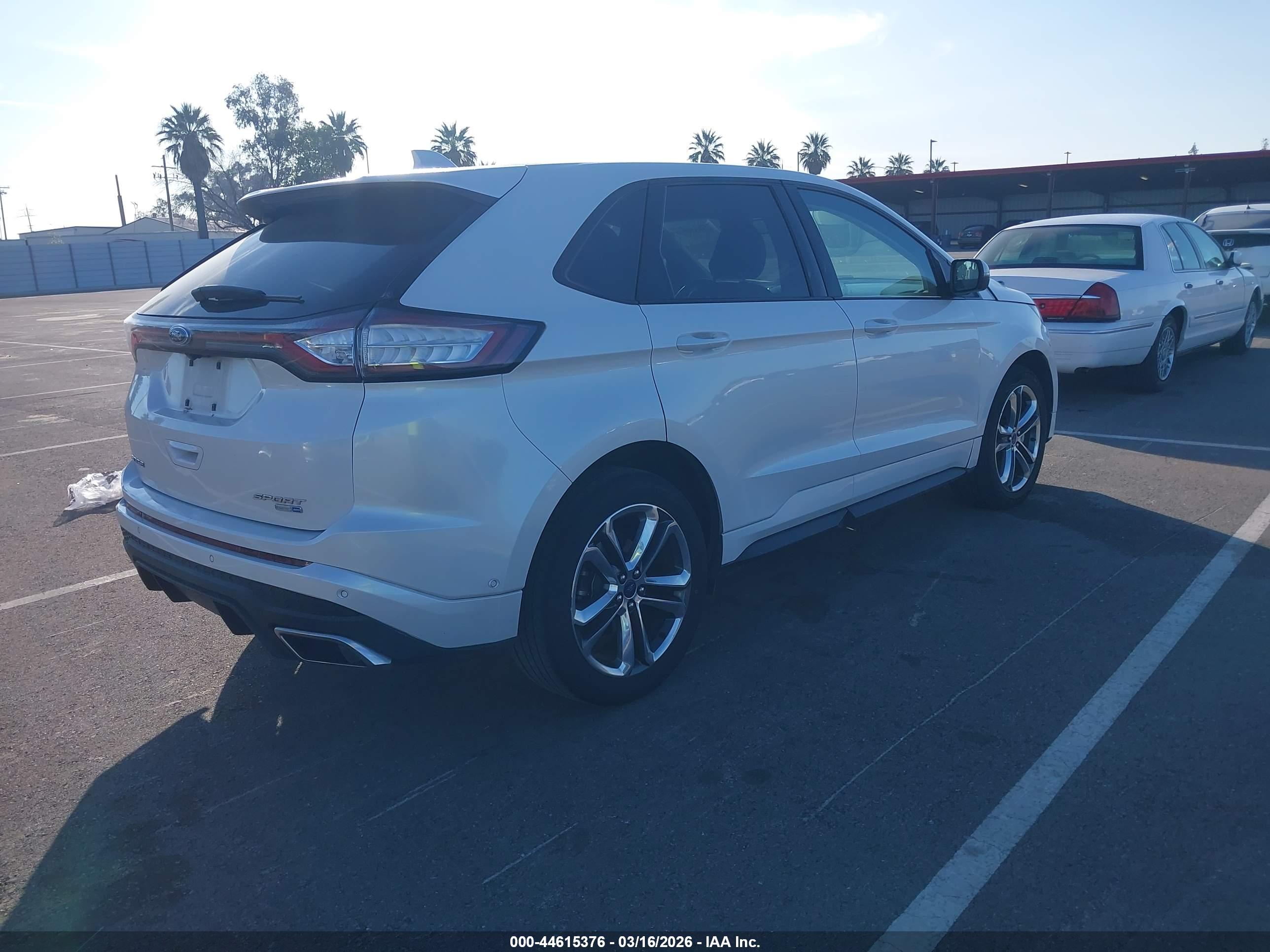 FORD EDGE image 4