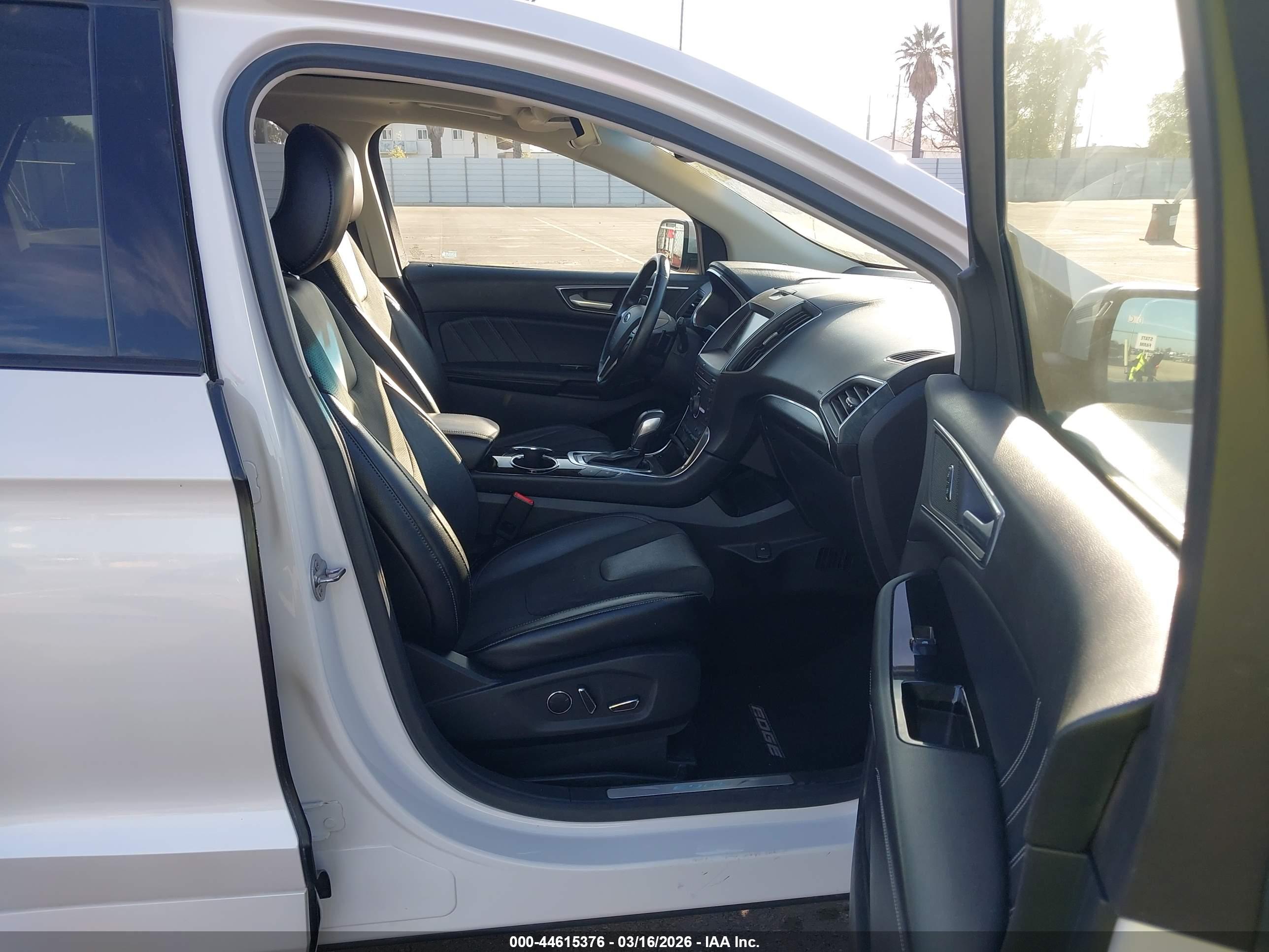 FORD EDGE image 5