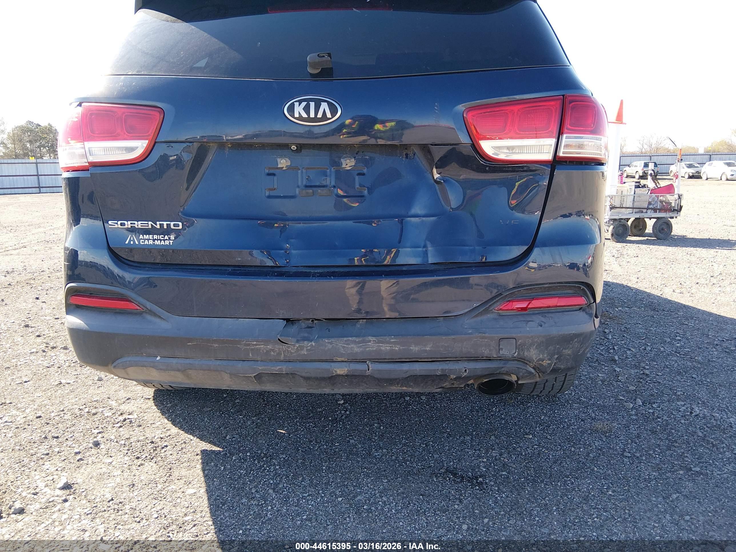 KIA SORENTO image 6