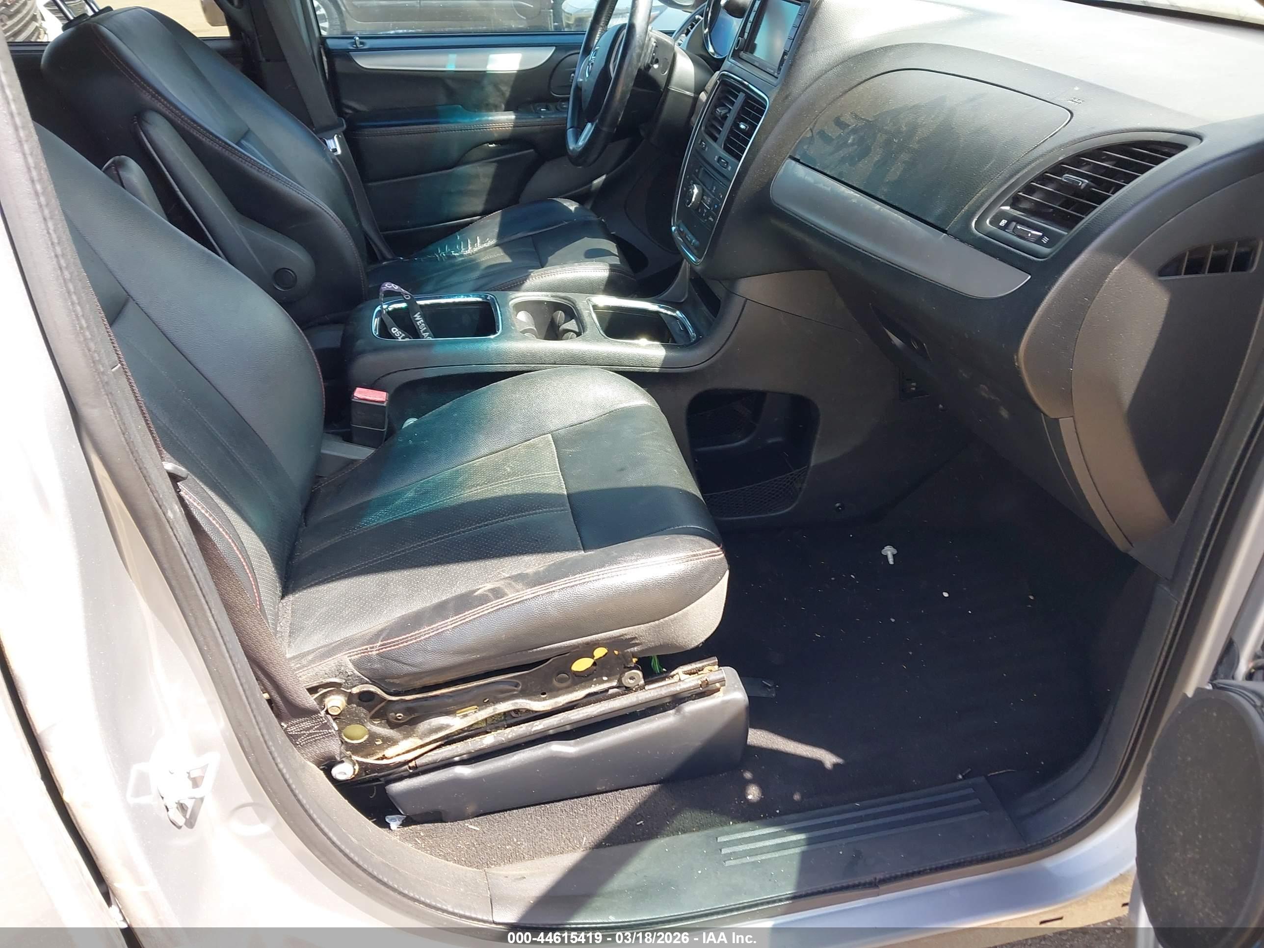 DODGE GRAND image 5