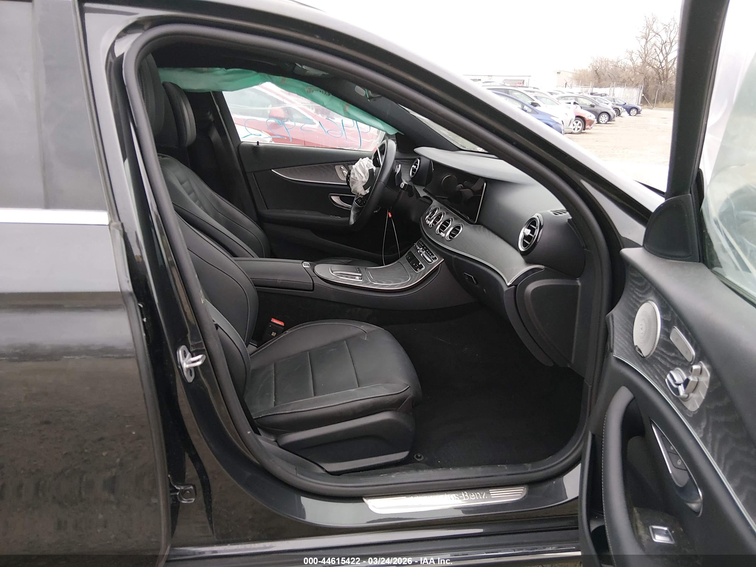 MERCEDES-BENZ E image 5