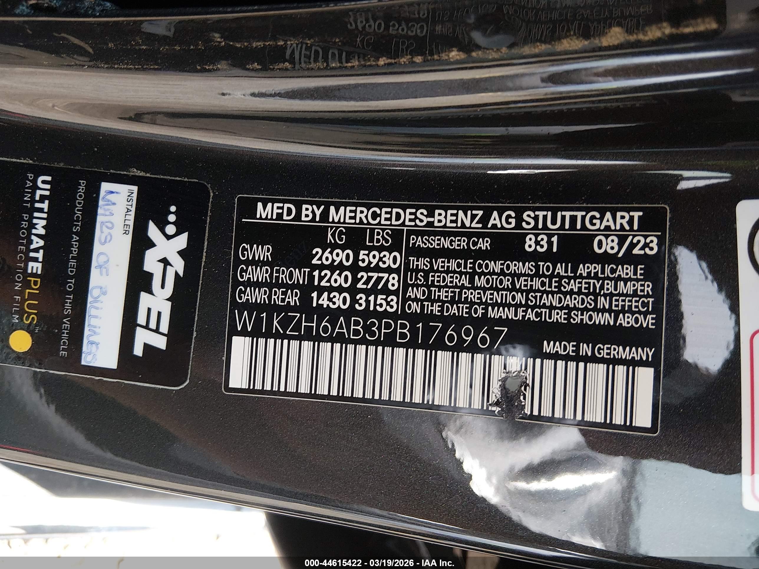 MERCEDES-BENZ E image 9