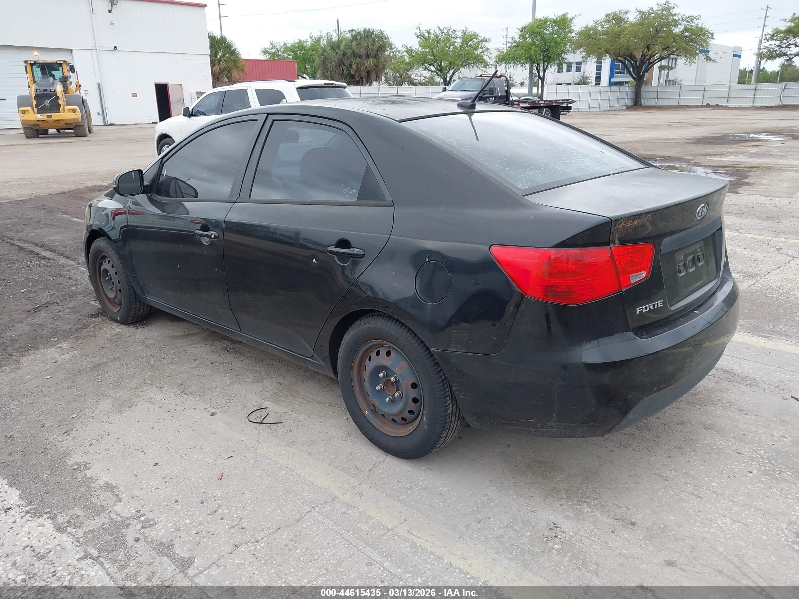 KIA FORTE image 3