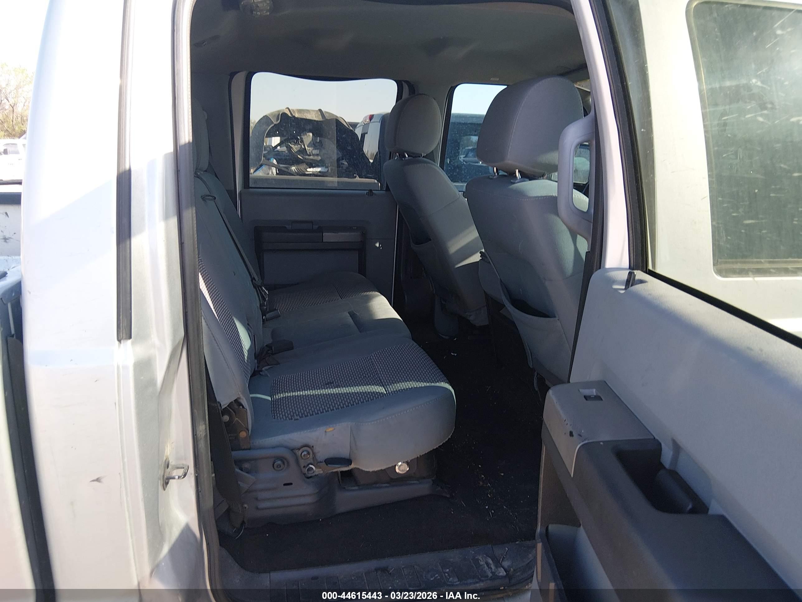 FORD F-350 image 8