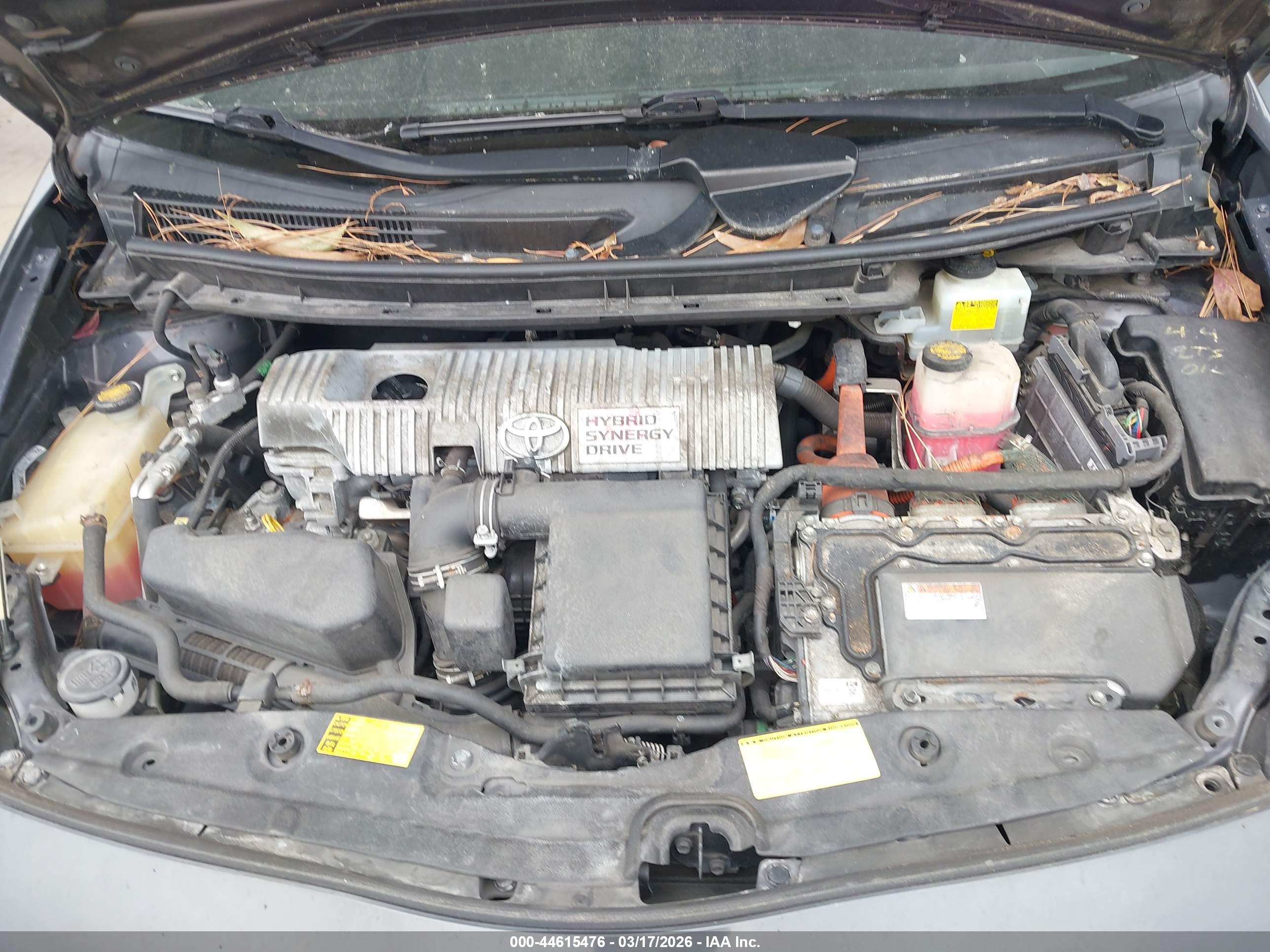 TOYOTA PRIUS image 10