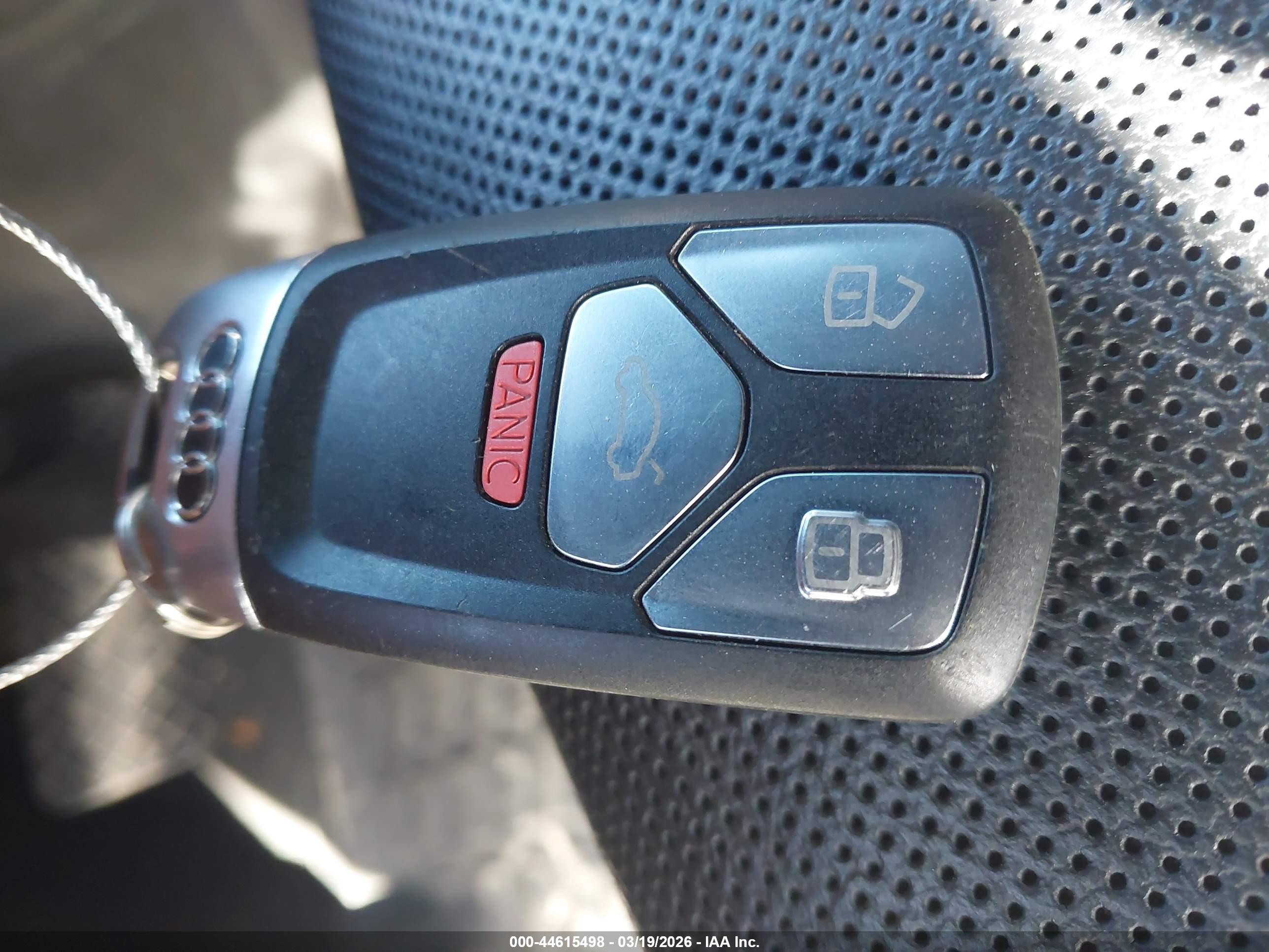 AUDI Q7 image 11