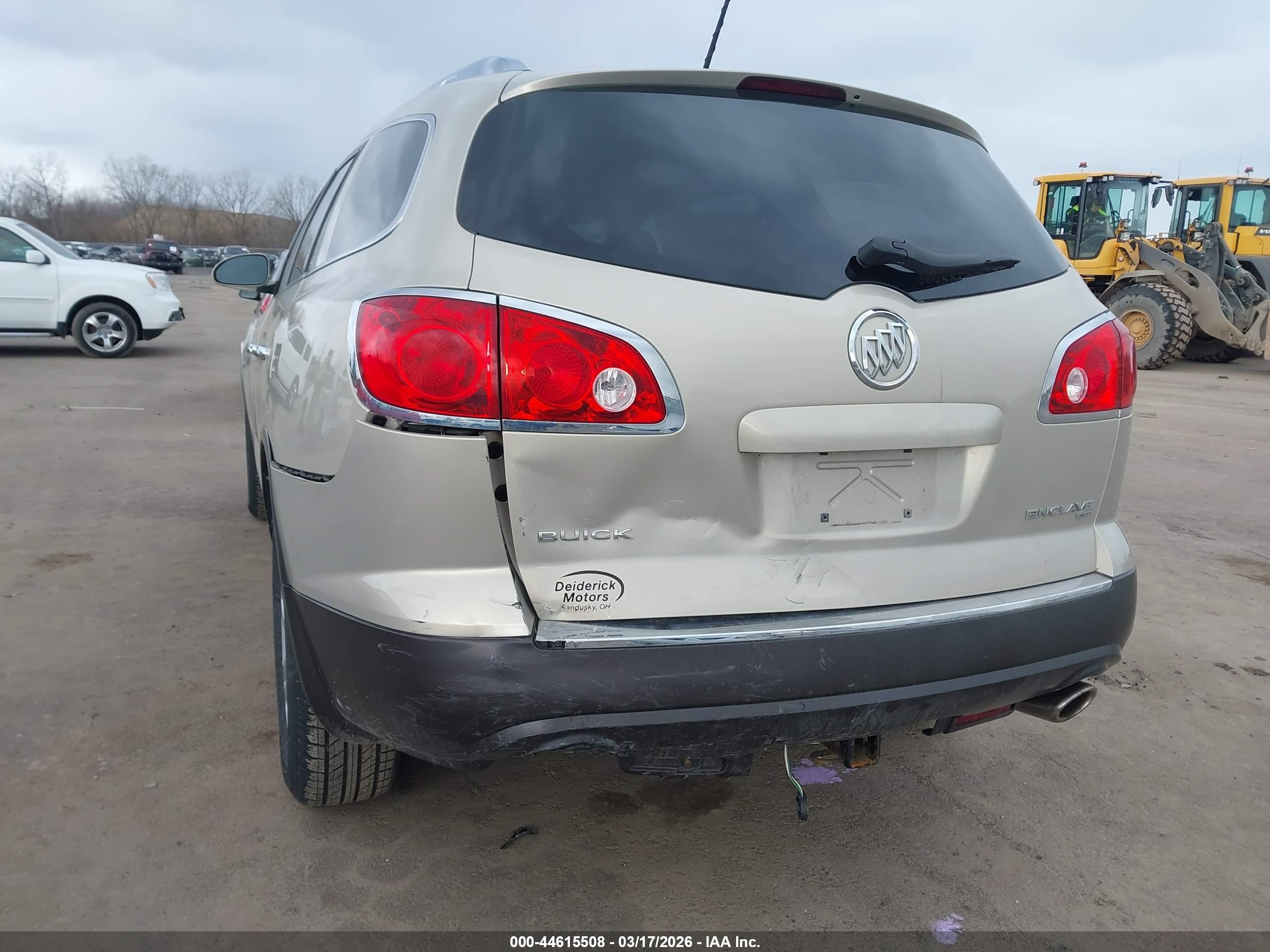 BUICK ENCLAVE image 6