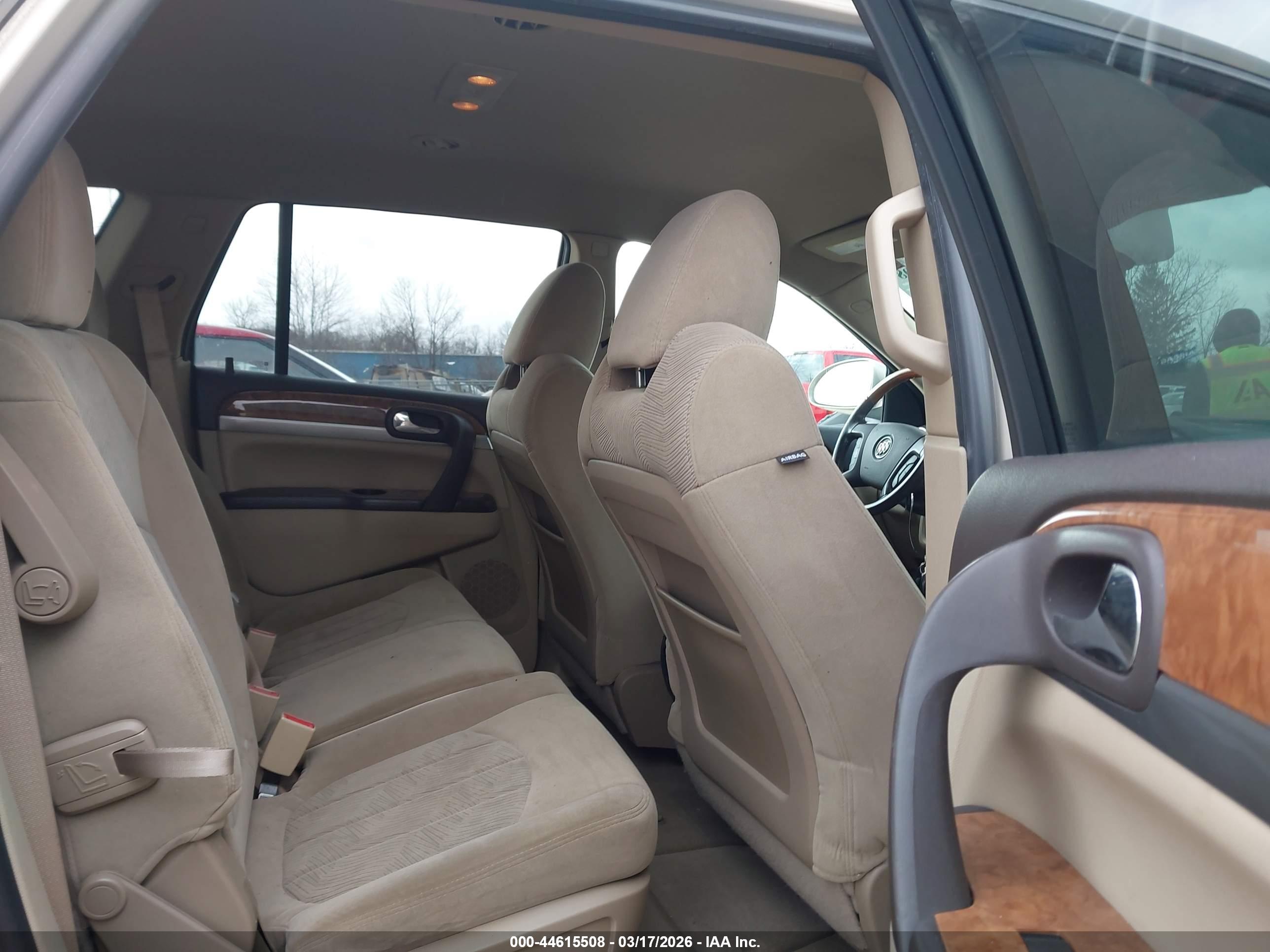 BUICK ENCLAVE image 8