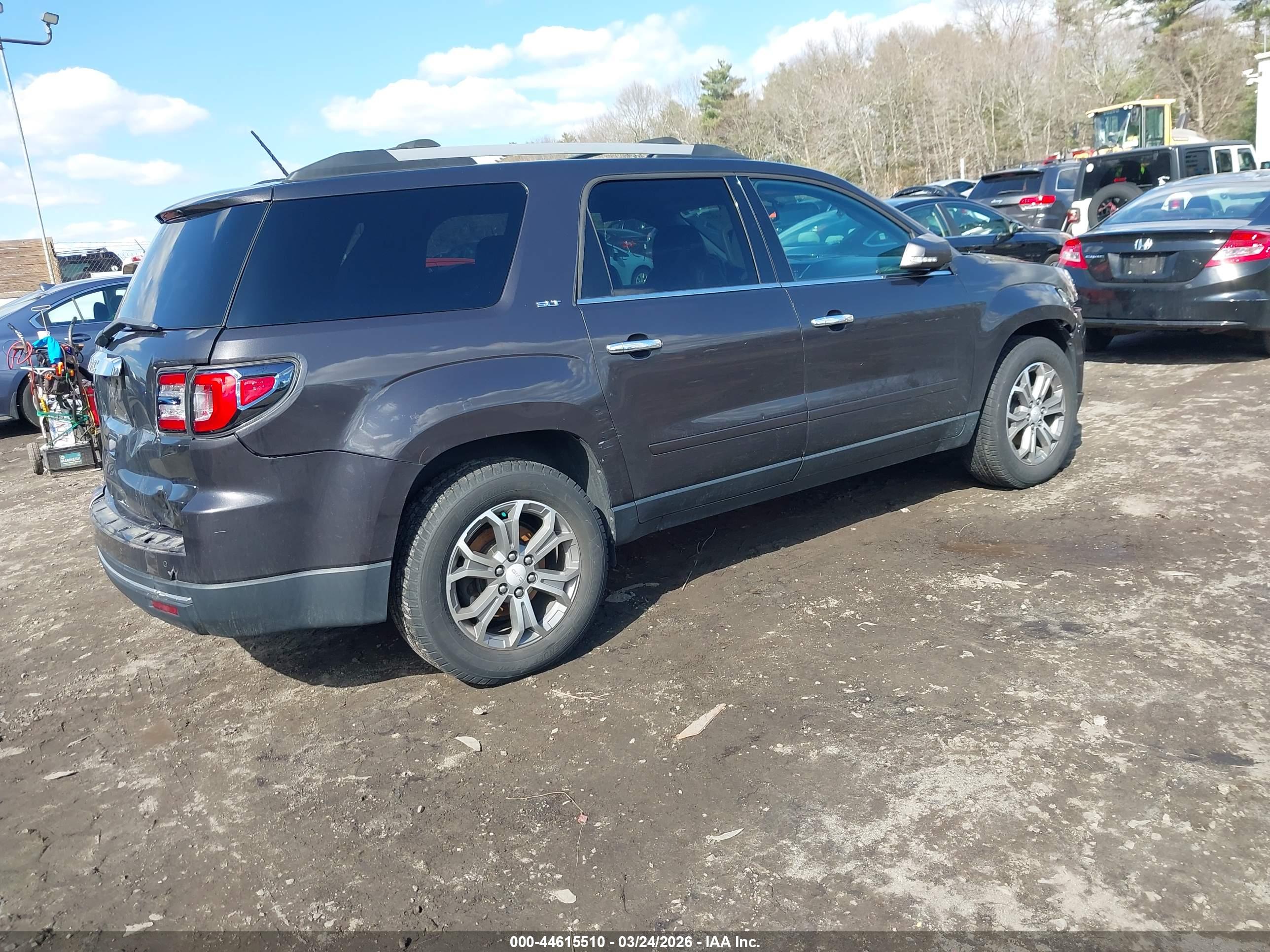 GMC ACADIA image 4