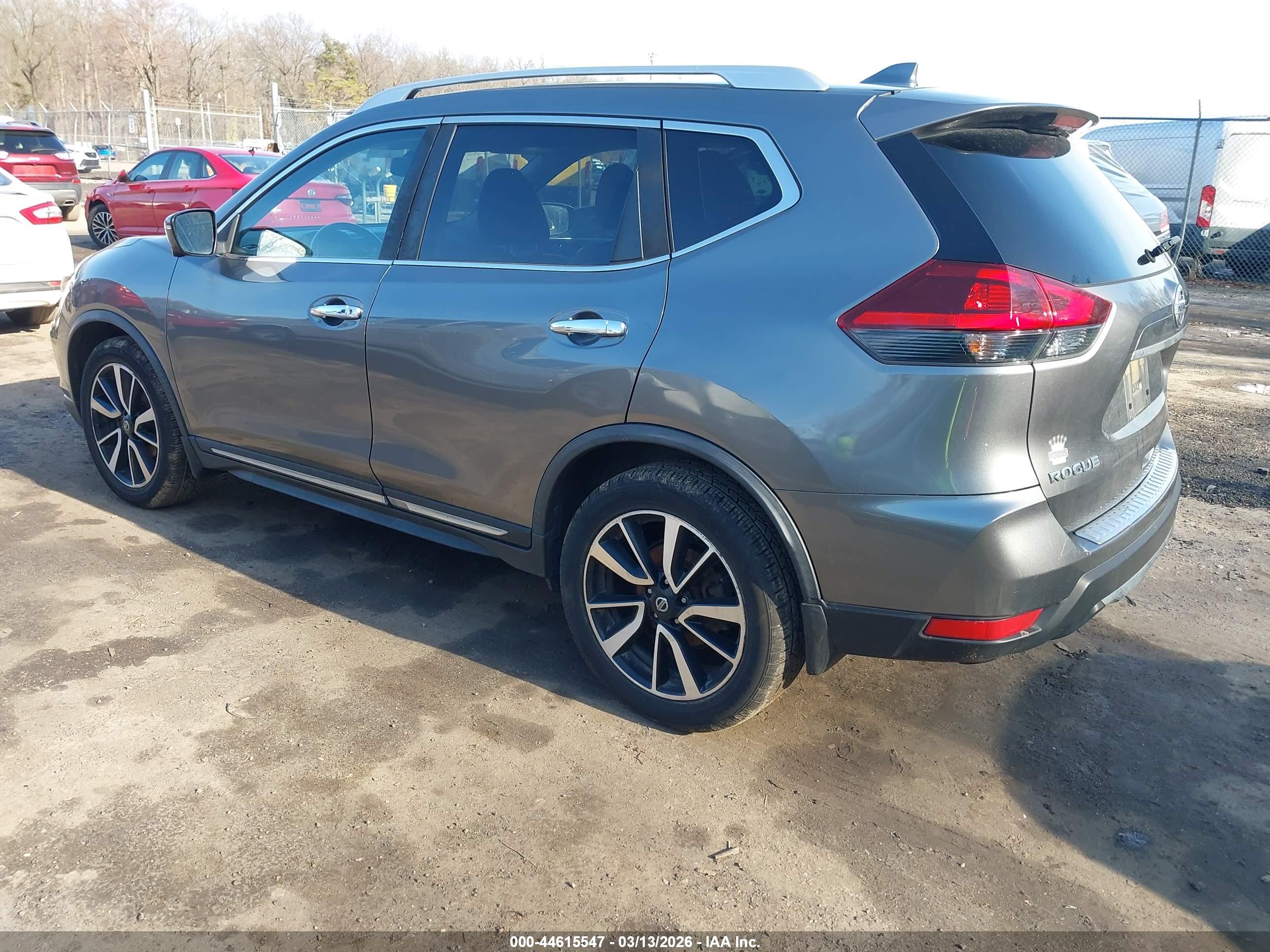 NISSAN ROGUE image 3