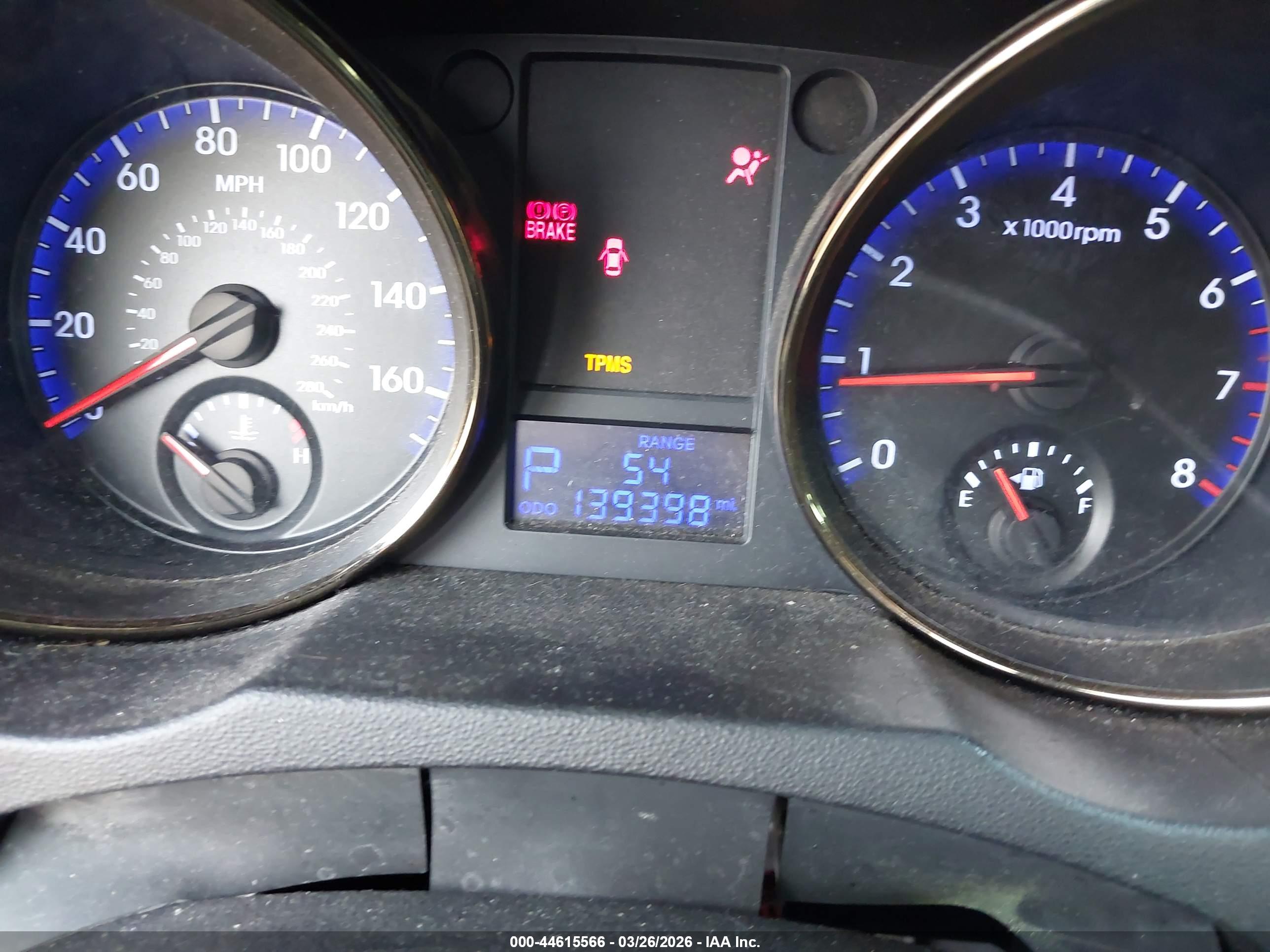 HYUNDAI GENESIS image 7