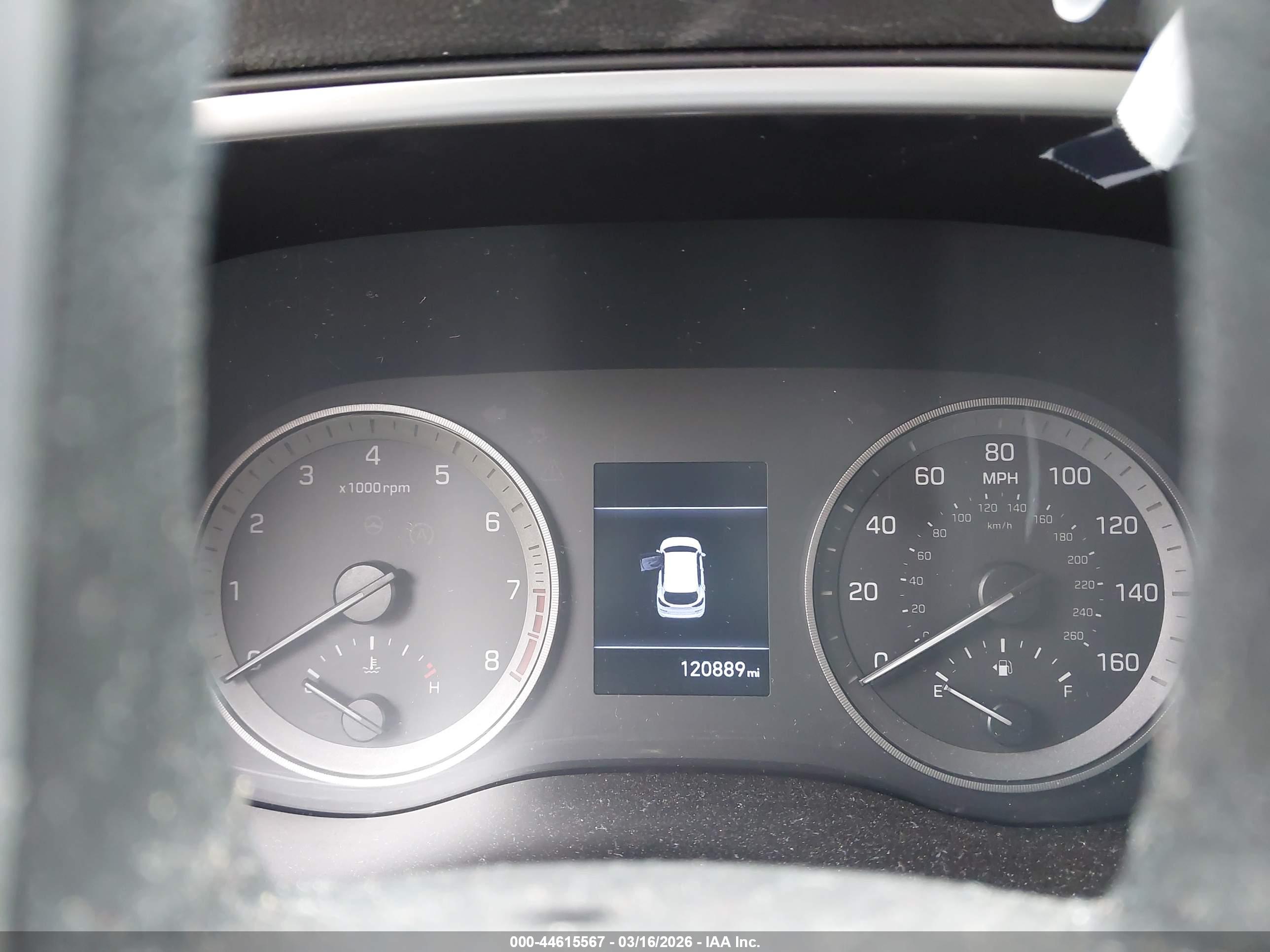 HYUNDAI TUCSON image 7