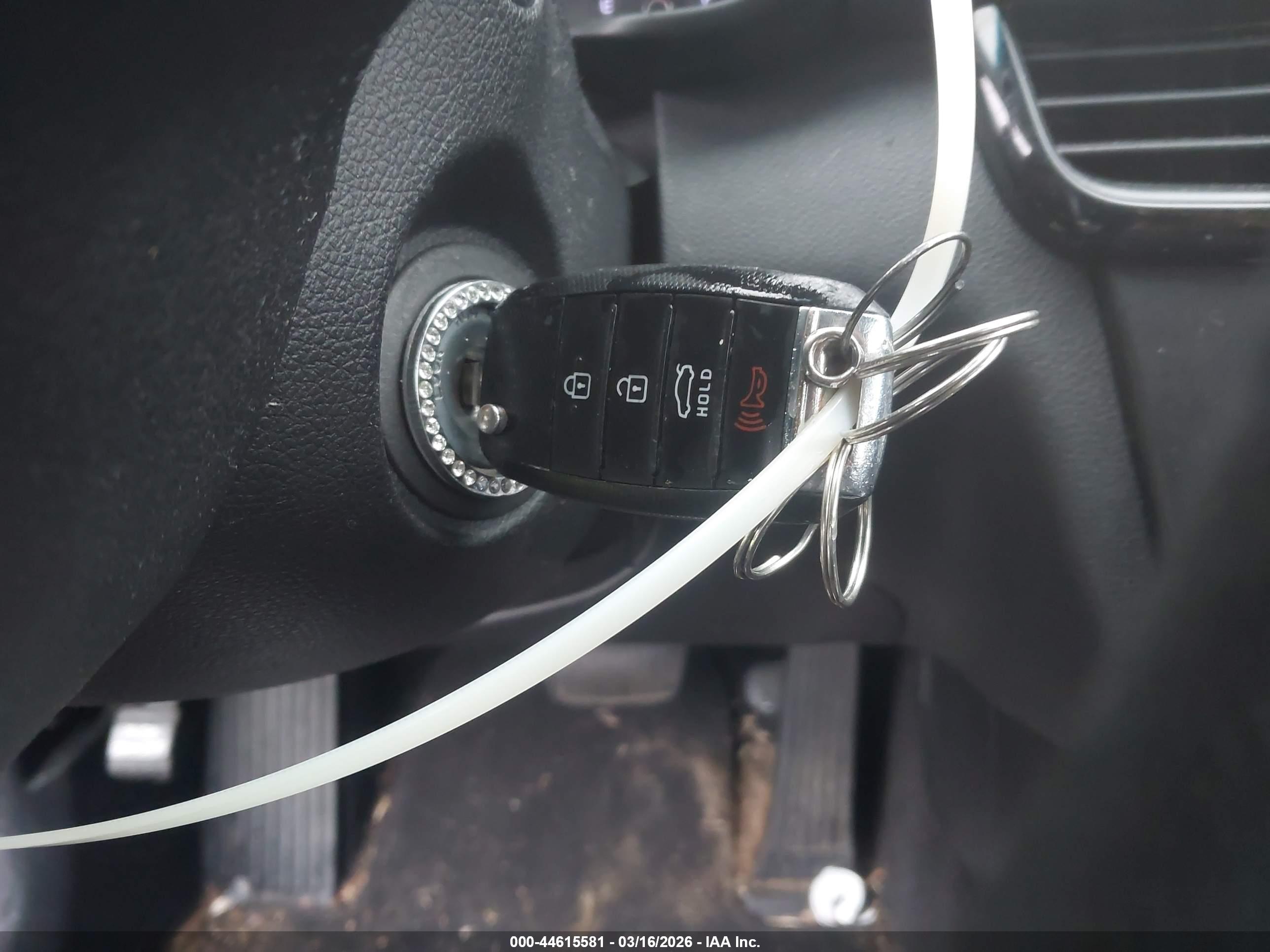 KIA OPTIMA image 11