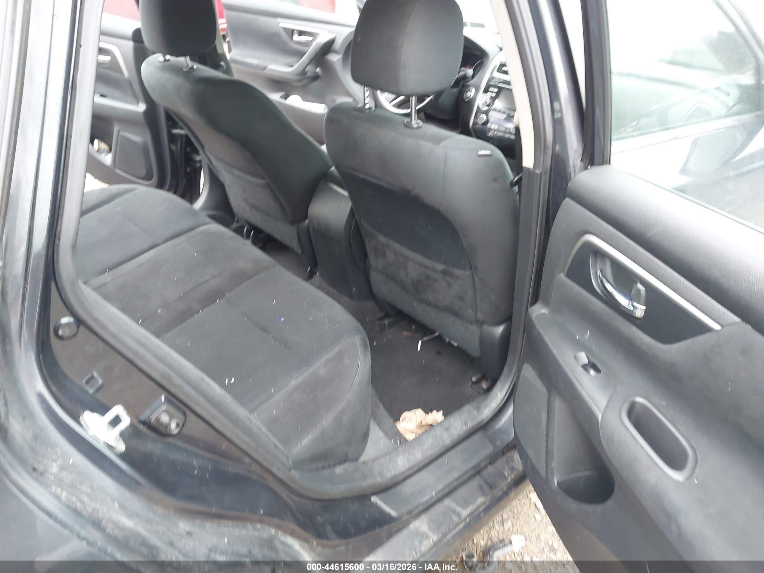 NISSAN ALTIMA image 8