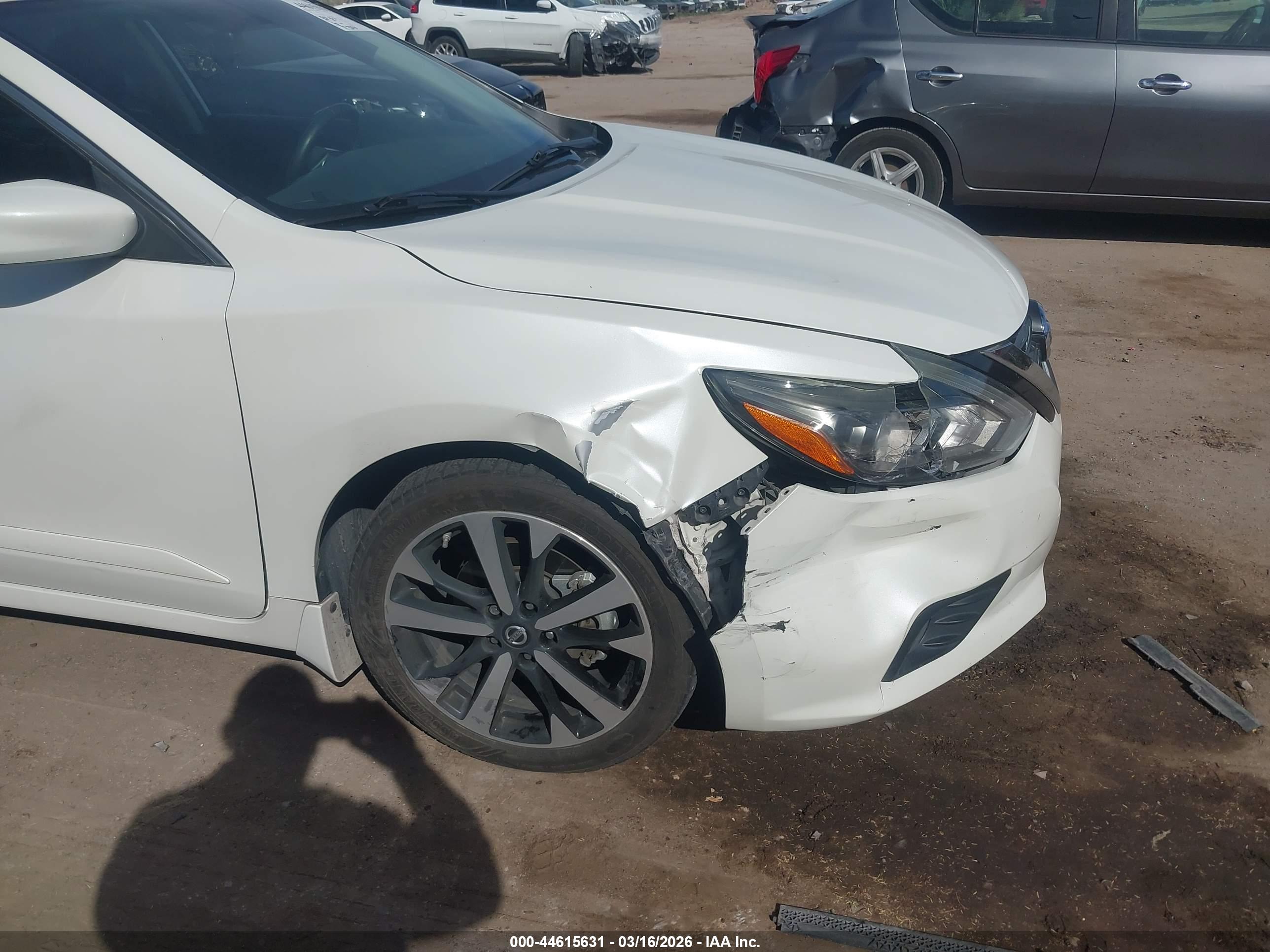 NISSAN ALTIMA image 6