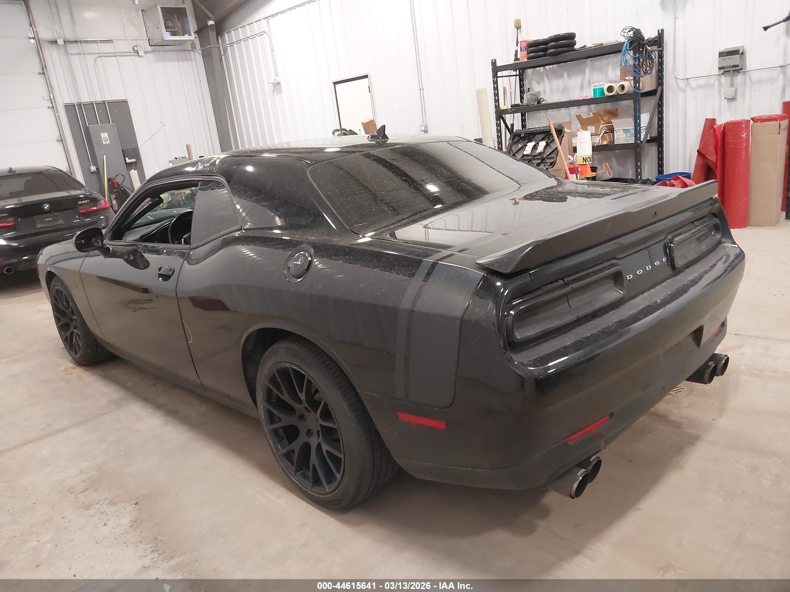 DODGE CHALLENGER image 3