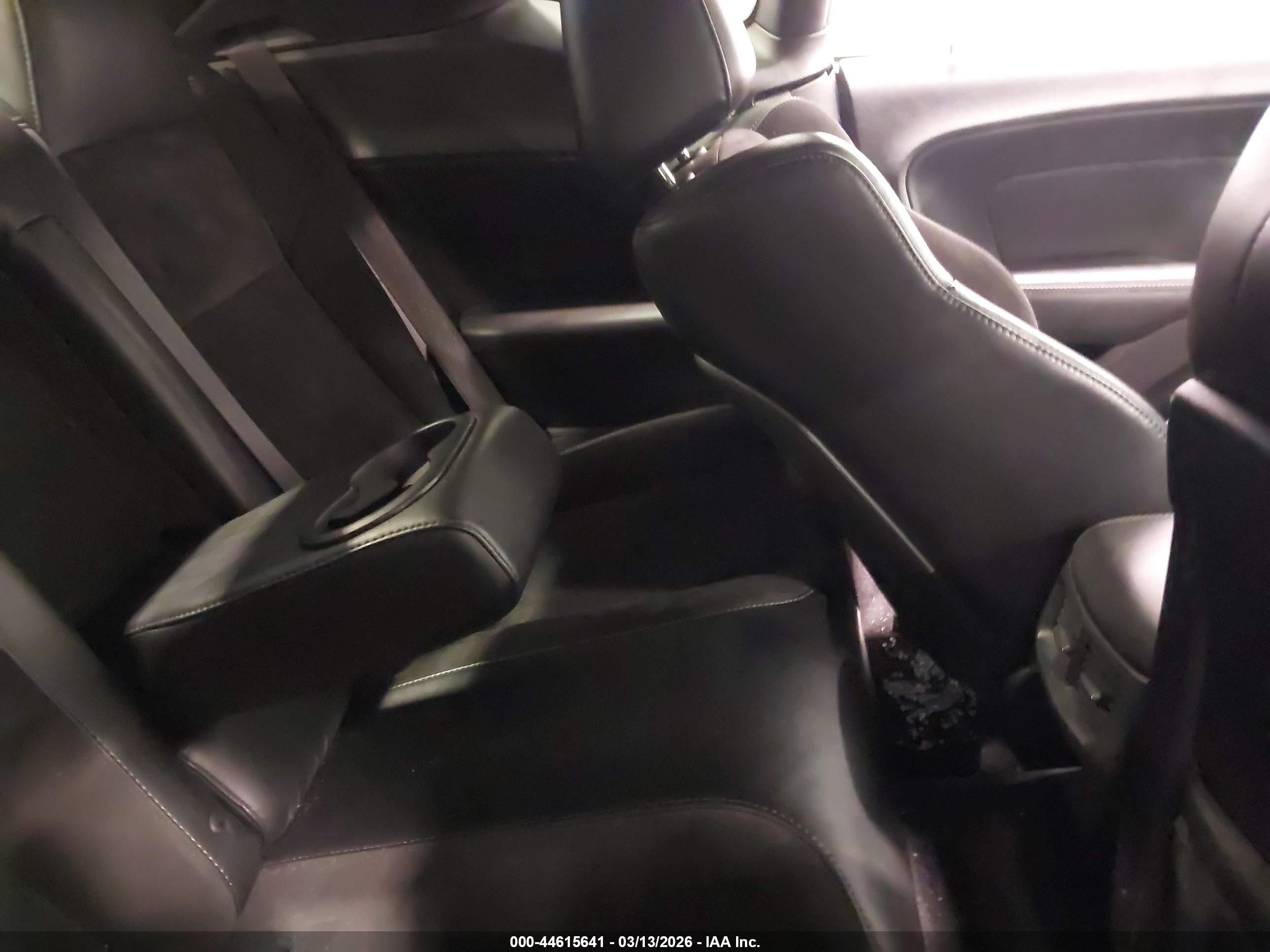 DODGE CHALLENGER image 8