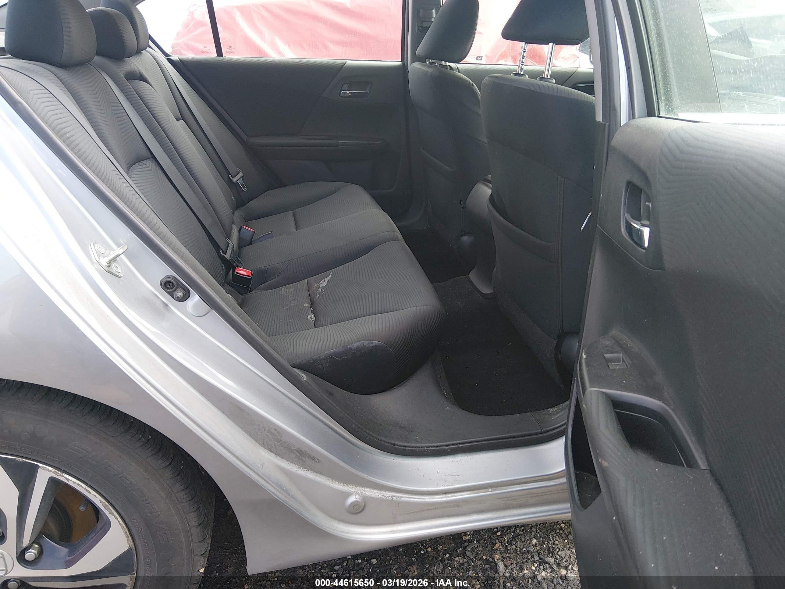 HONDA ACCORD image 8
