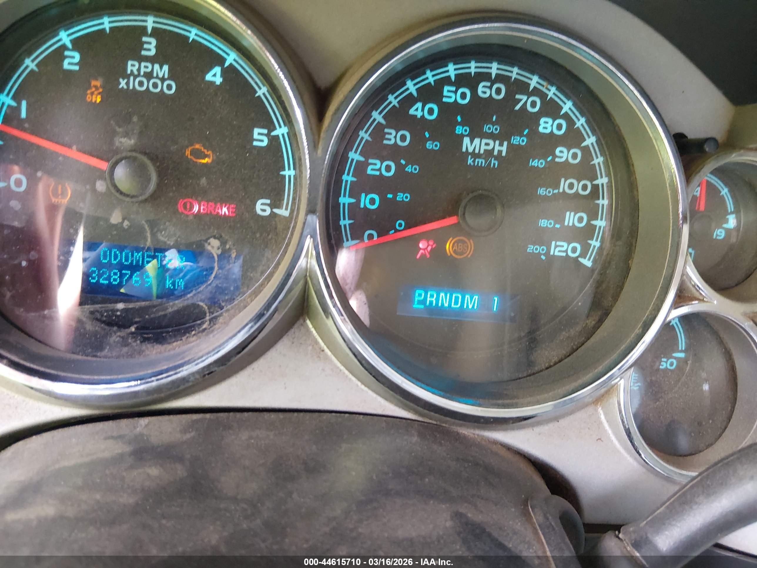 CHEVROLET SILVERADO image 7