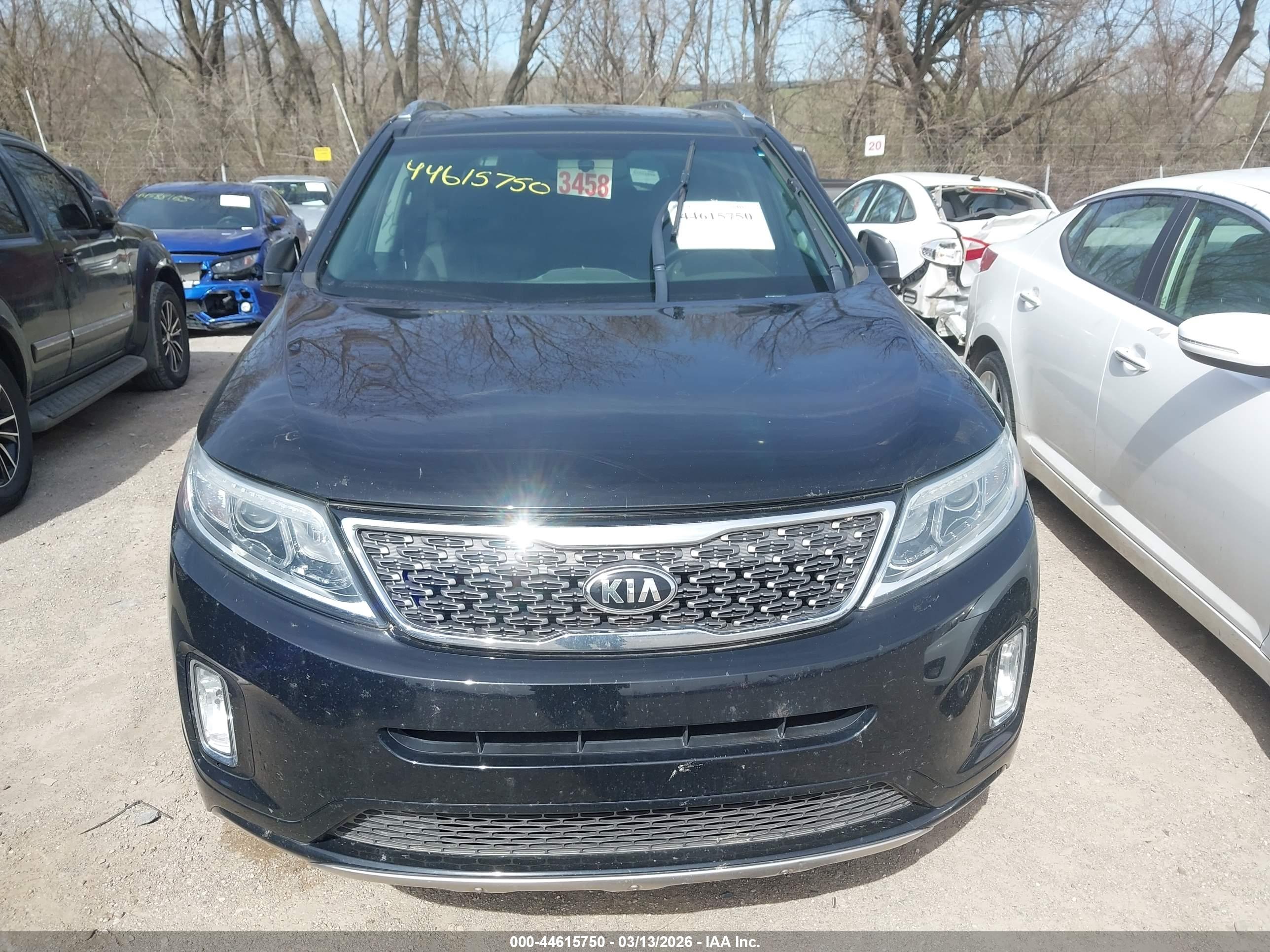 KIA SORENTO image 6