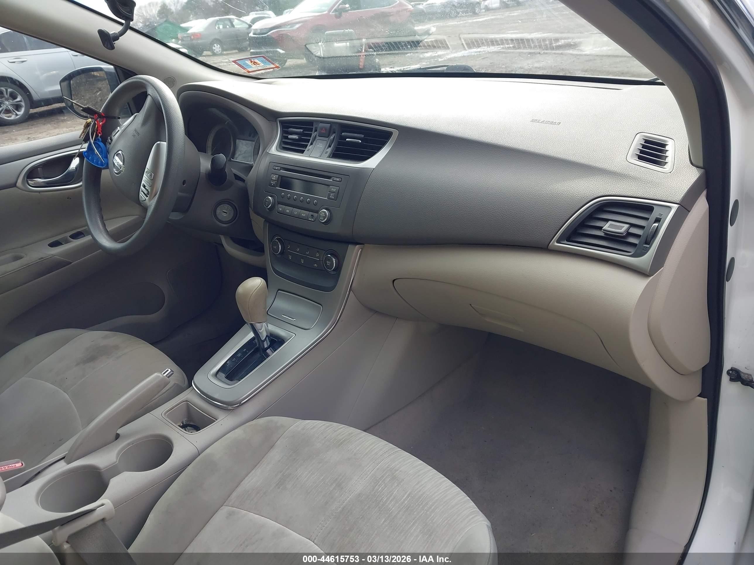 NISSAN SENTRA image 5