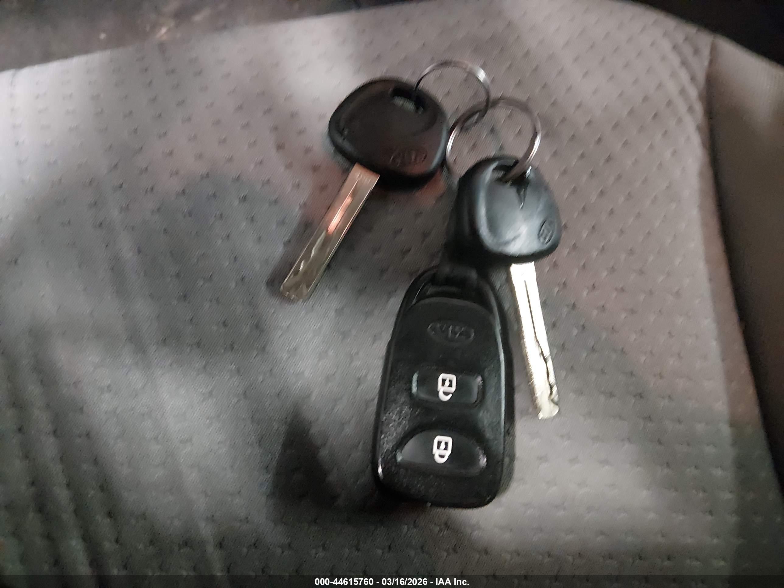 KIA SORENTO image 11