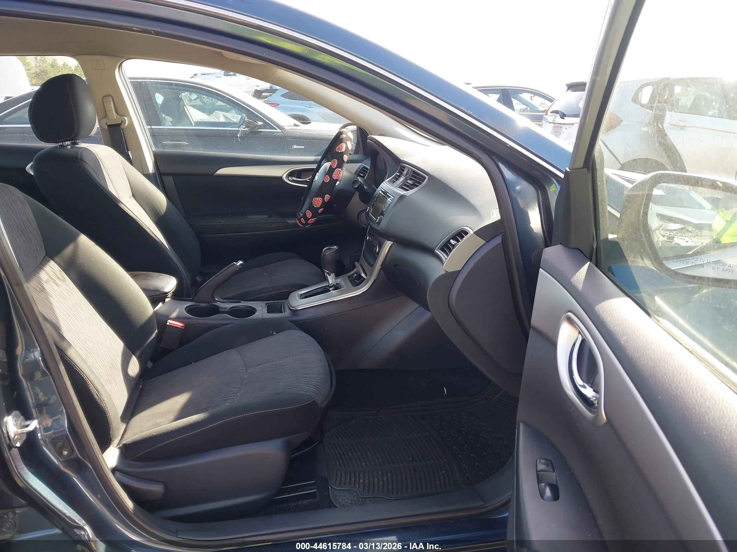 NISSAN SENTRA image 5