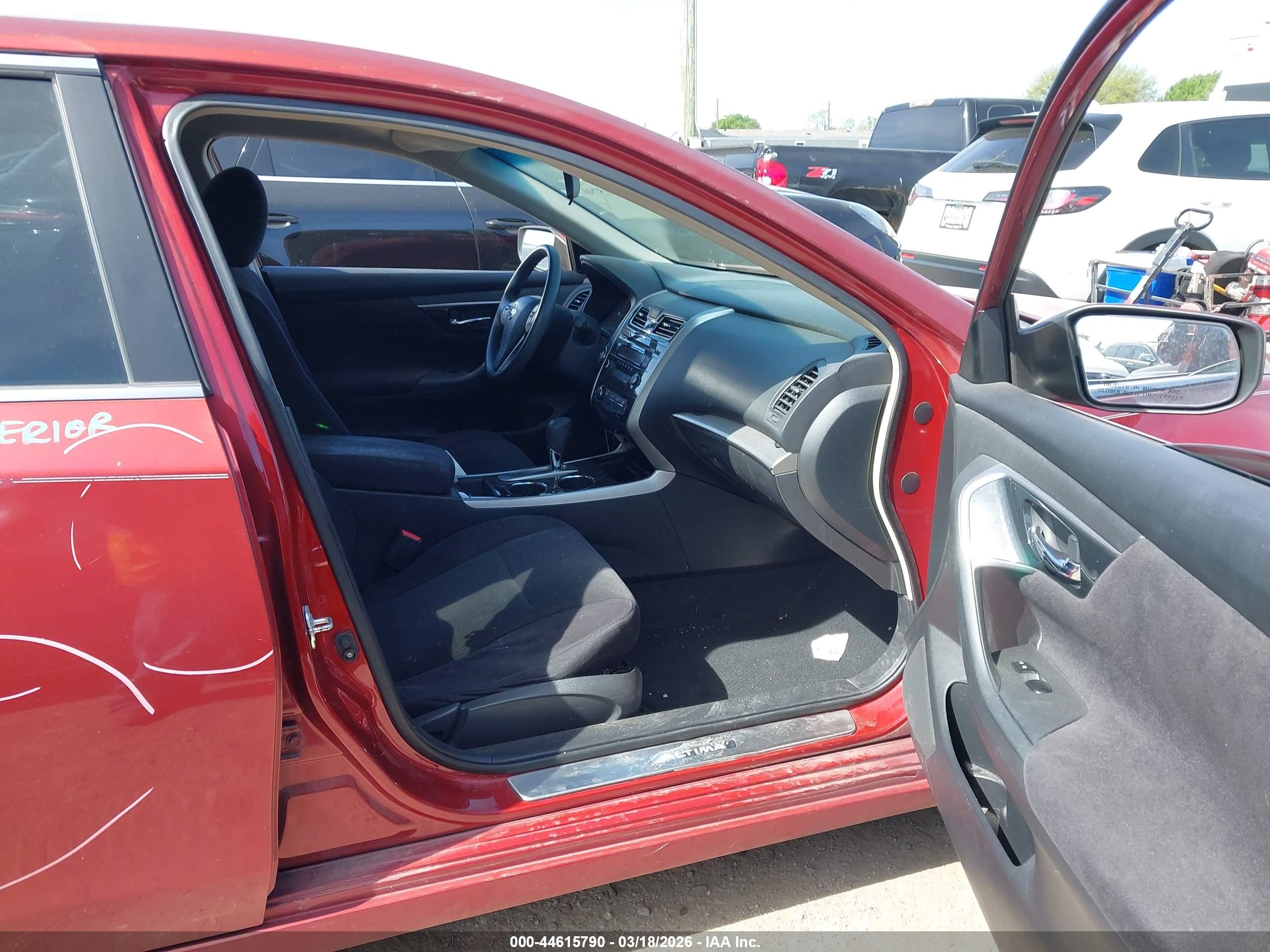 NISSAN ALTIMA image 5