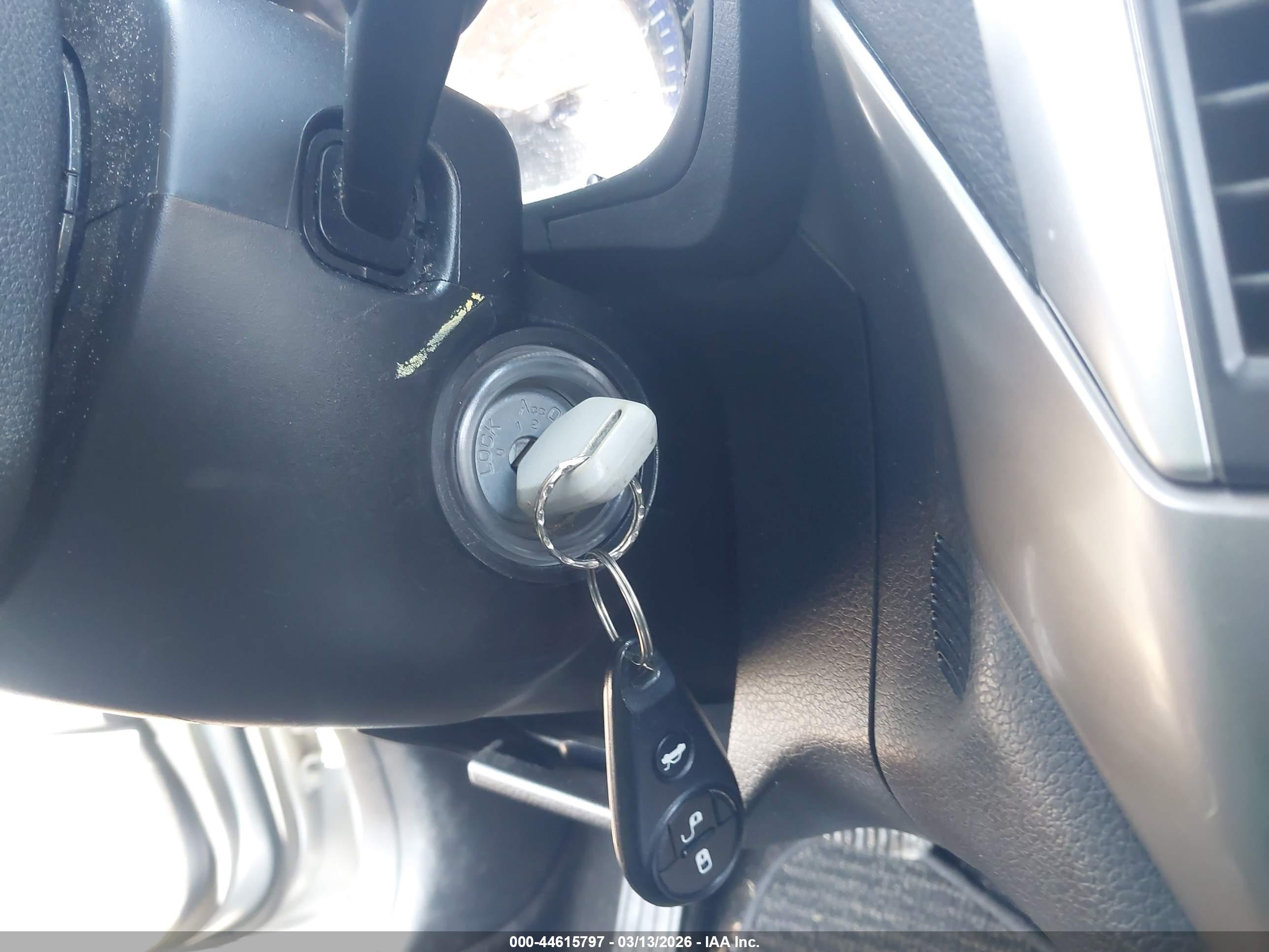 SUBARU FORESTER image 11
