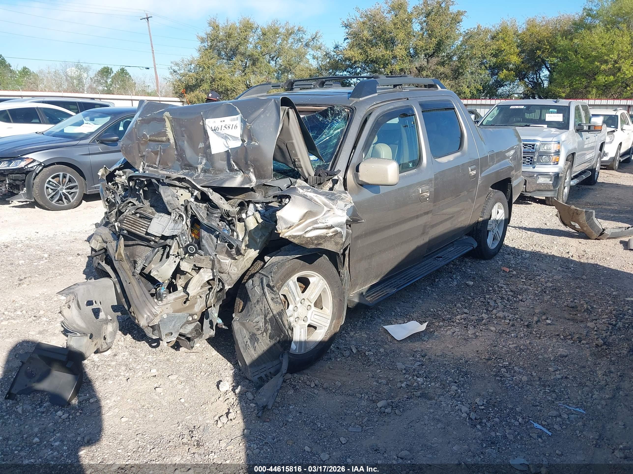 HONDA RIDGELINE image 2