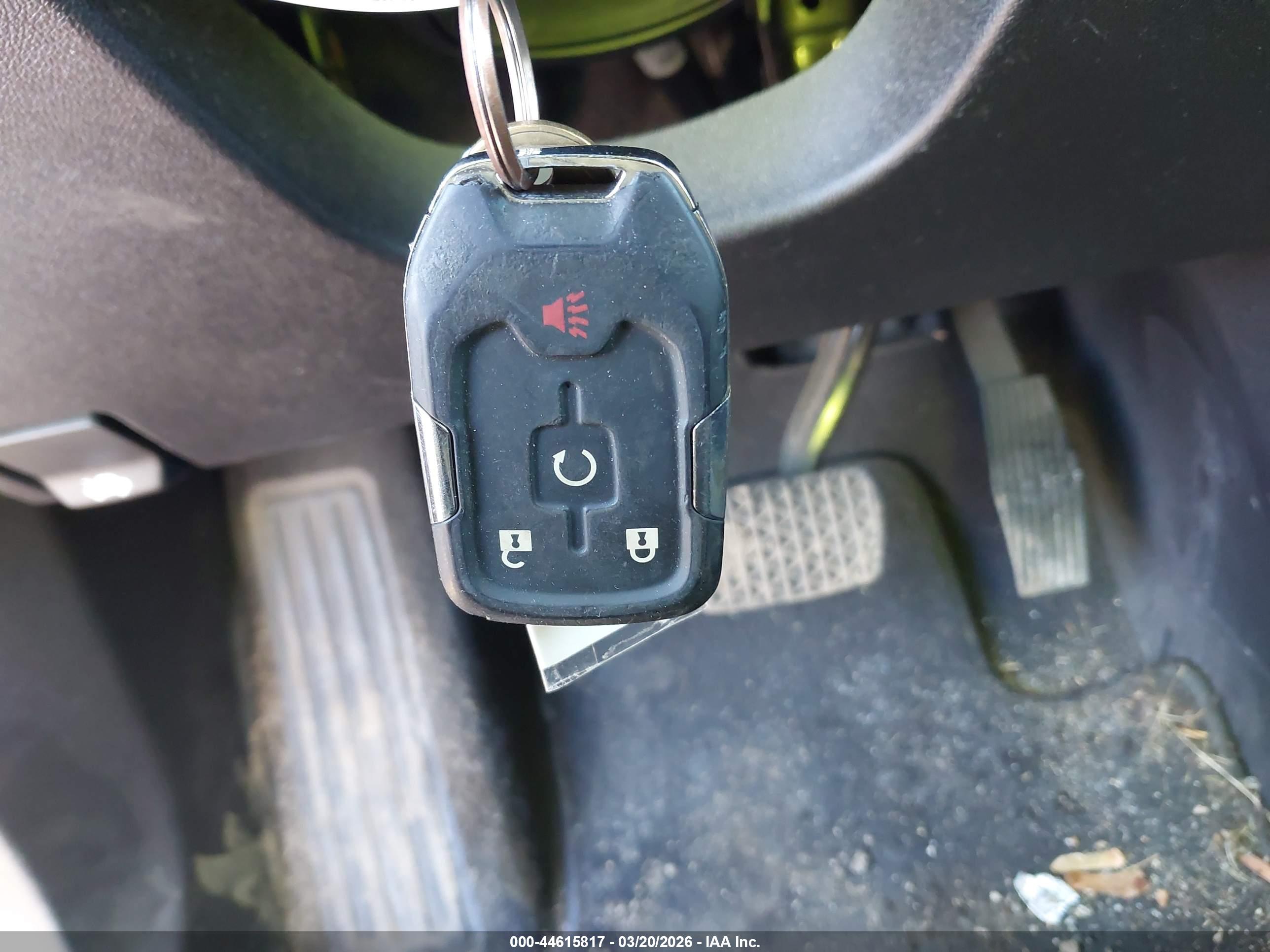 GMC TERRAIN image 11
