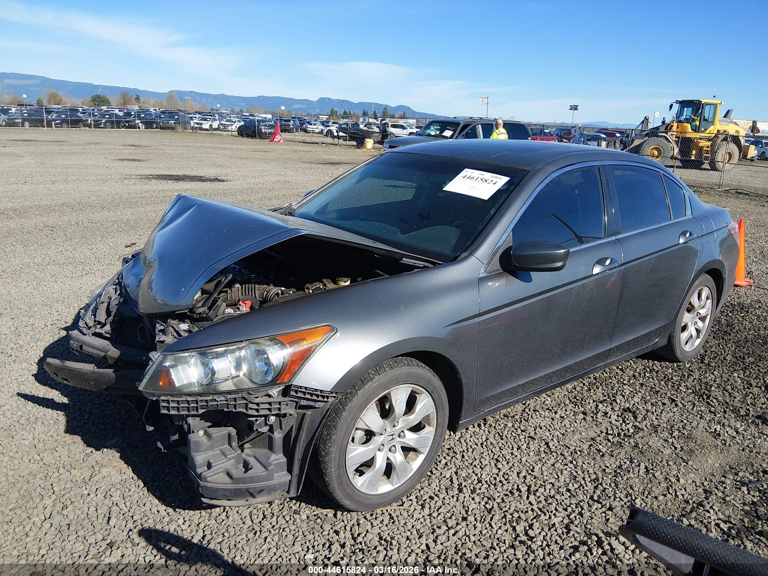 HONDA ACCORD image 2