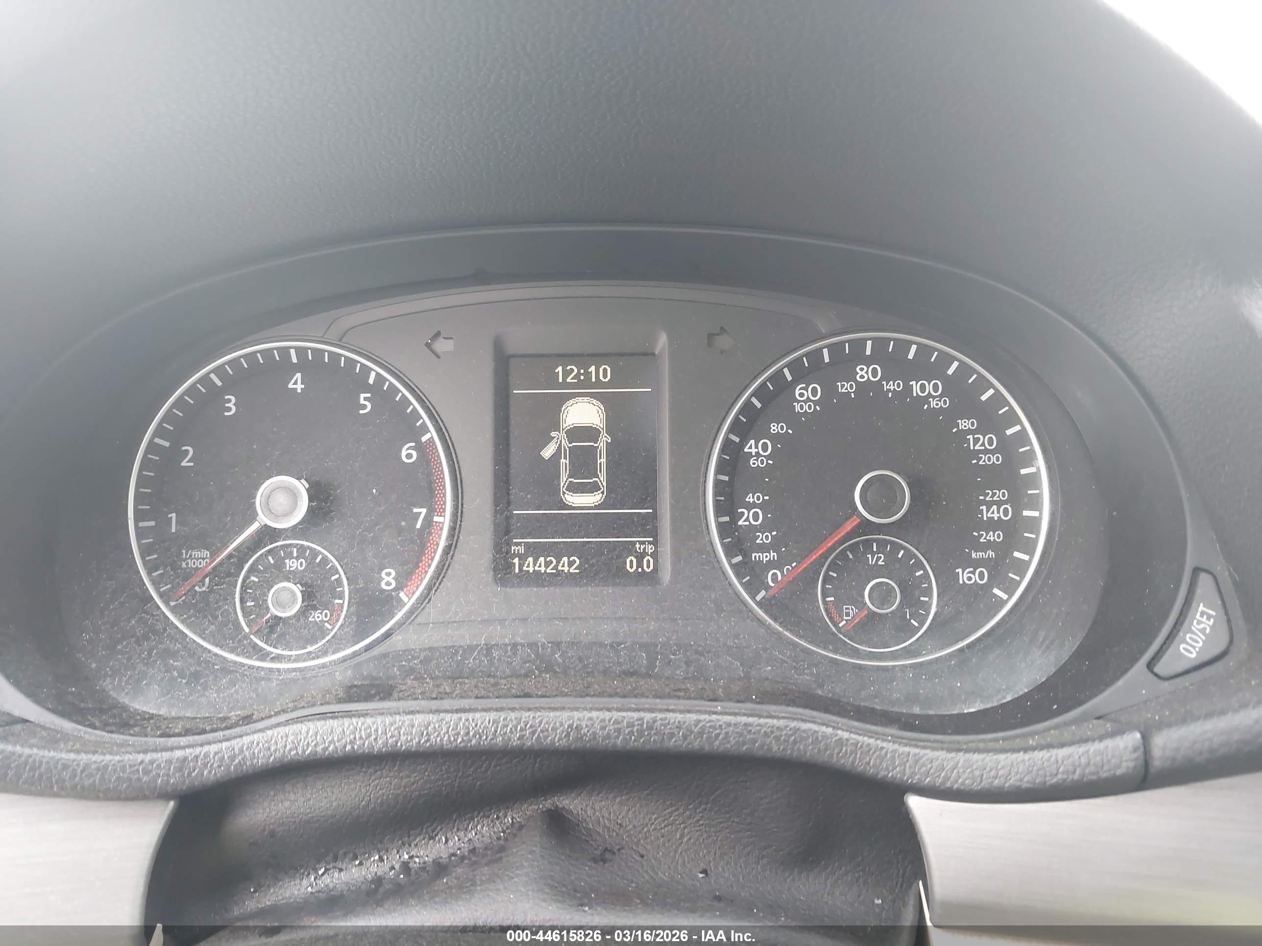 VOLKSWAGEN PASSAT image 7