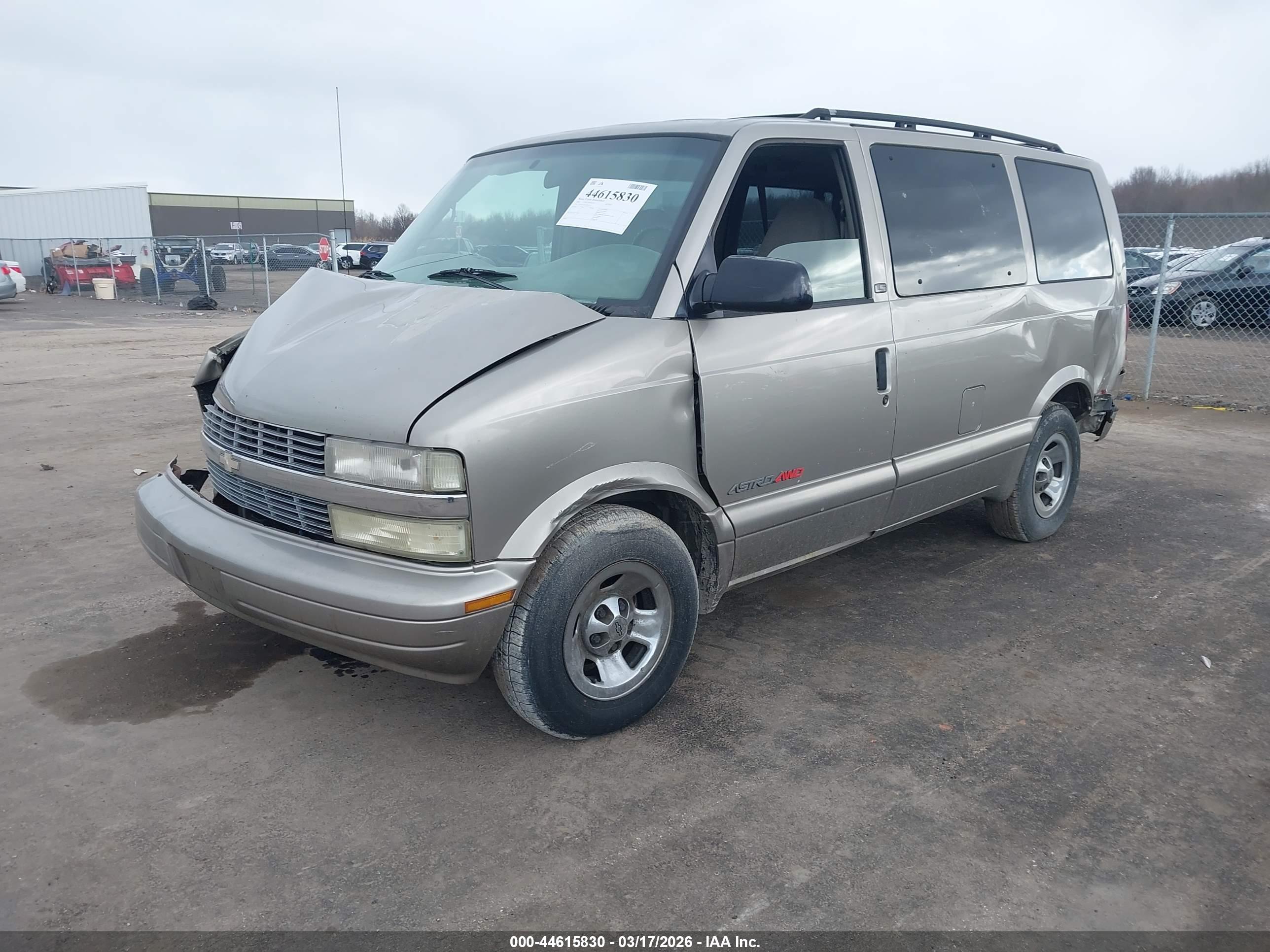 CHEVROLET ASTRO image 2