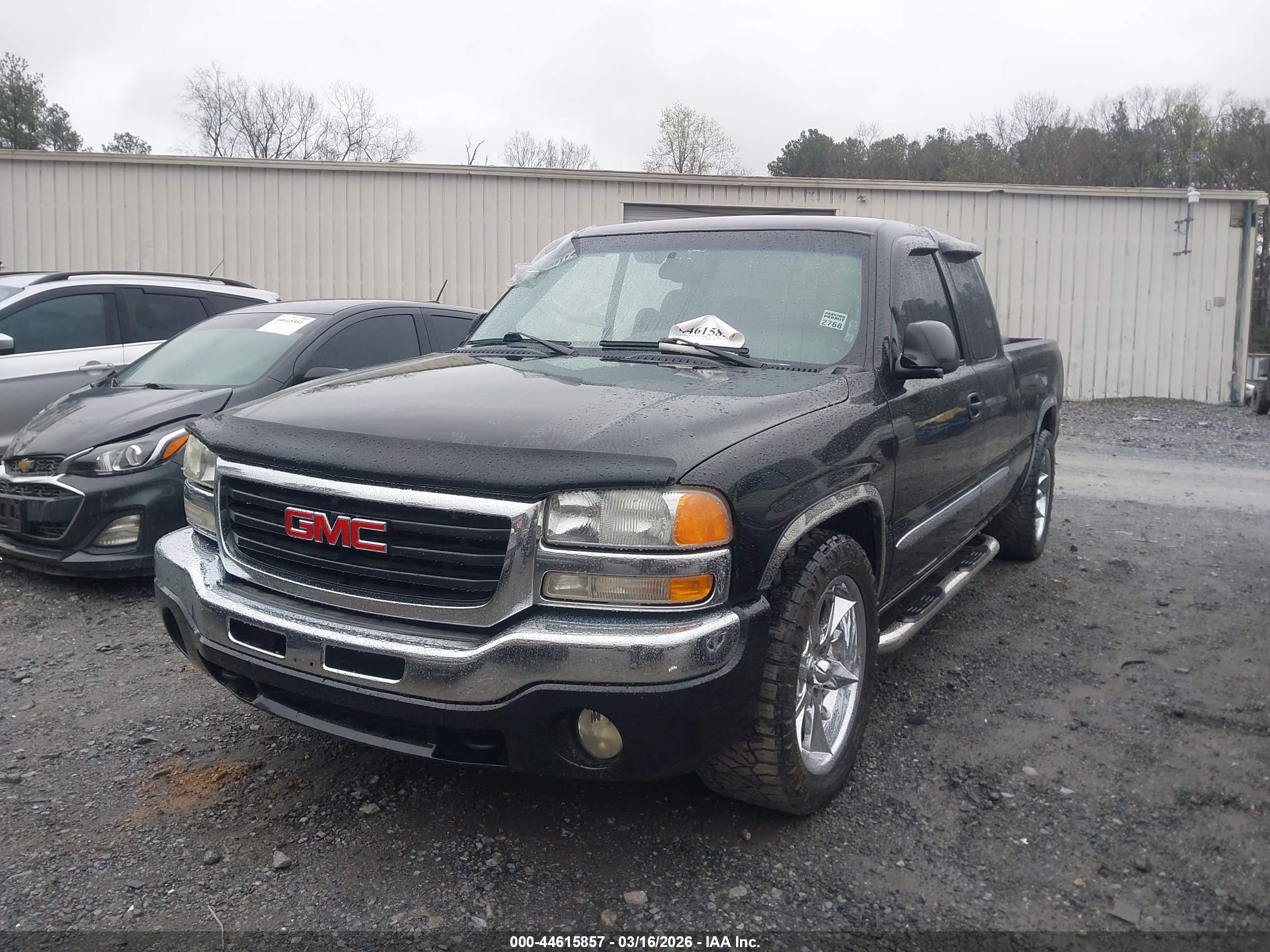 GMC SIERRA image 2