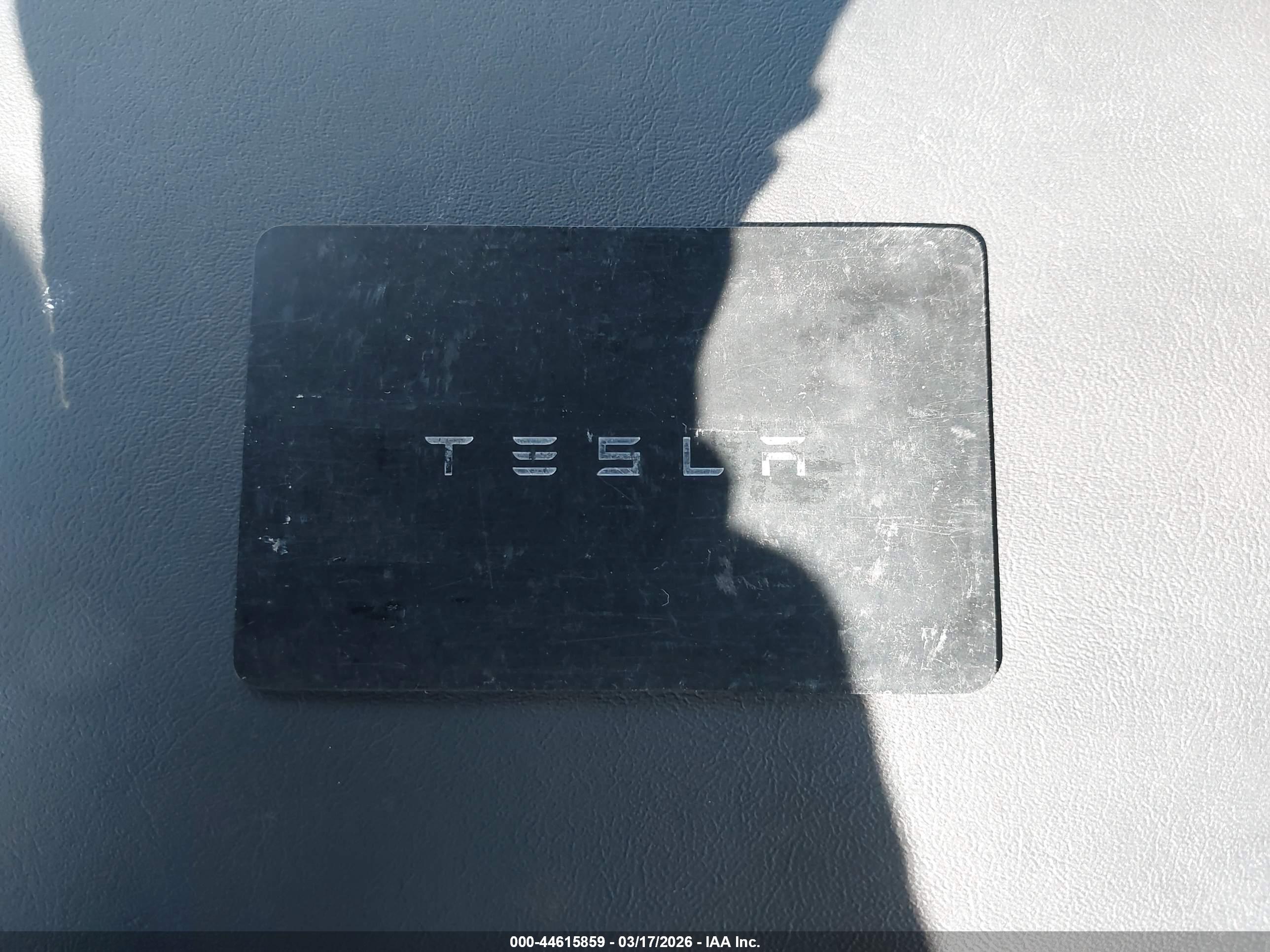 TESLA MODEL image 11