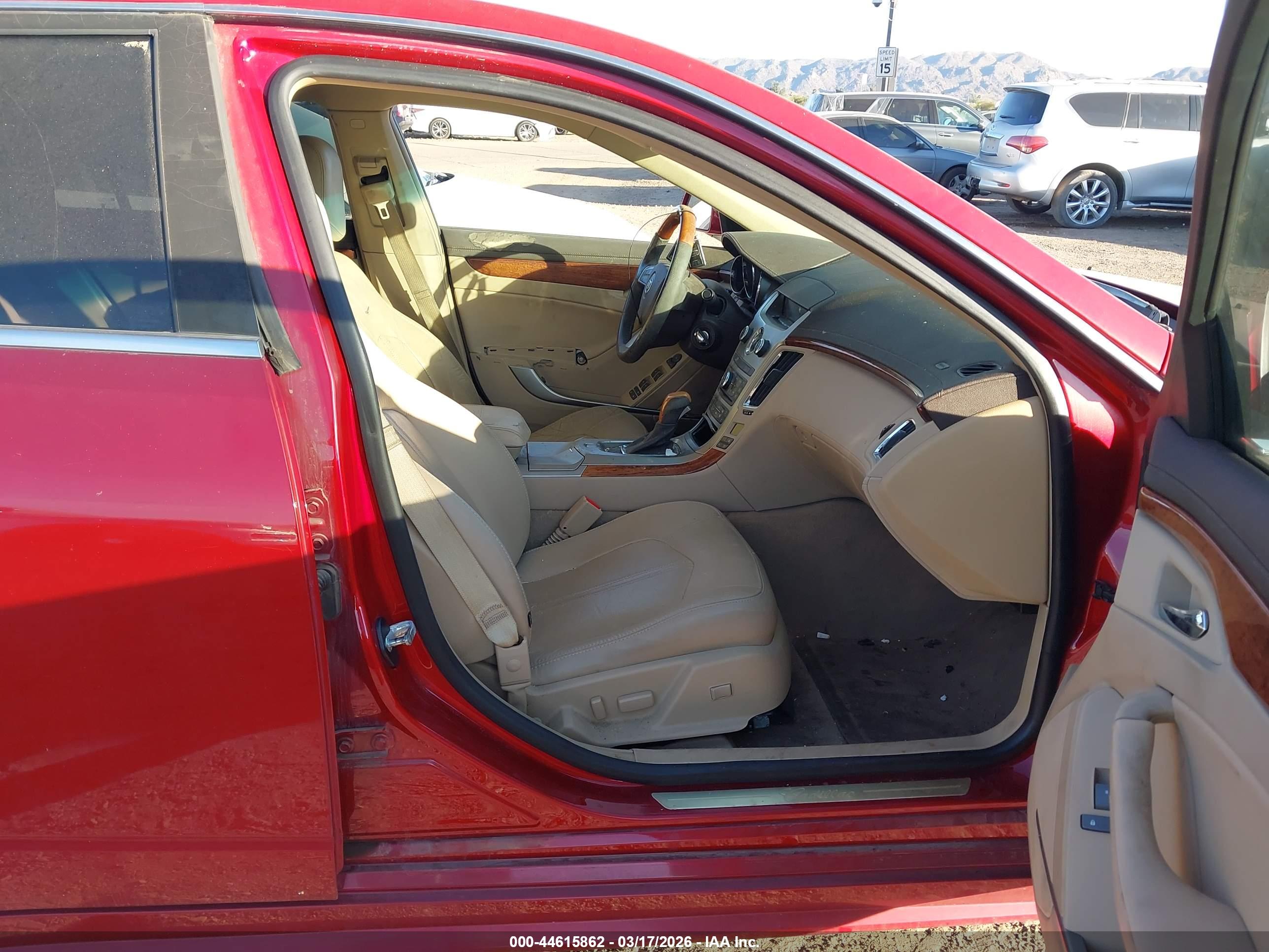 CADILLAC CTS image 5