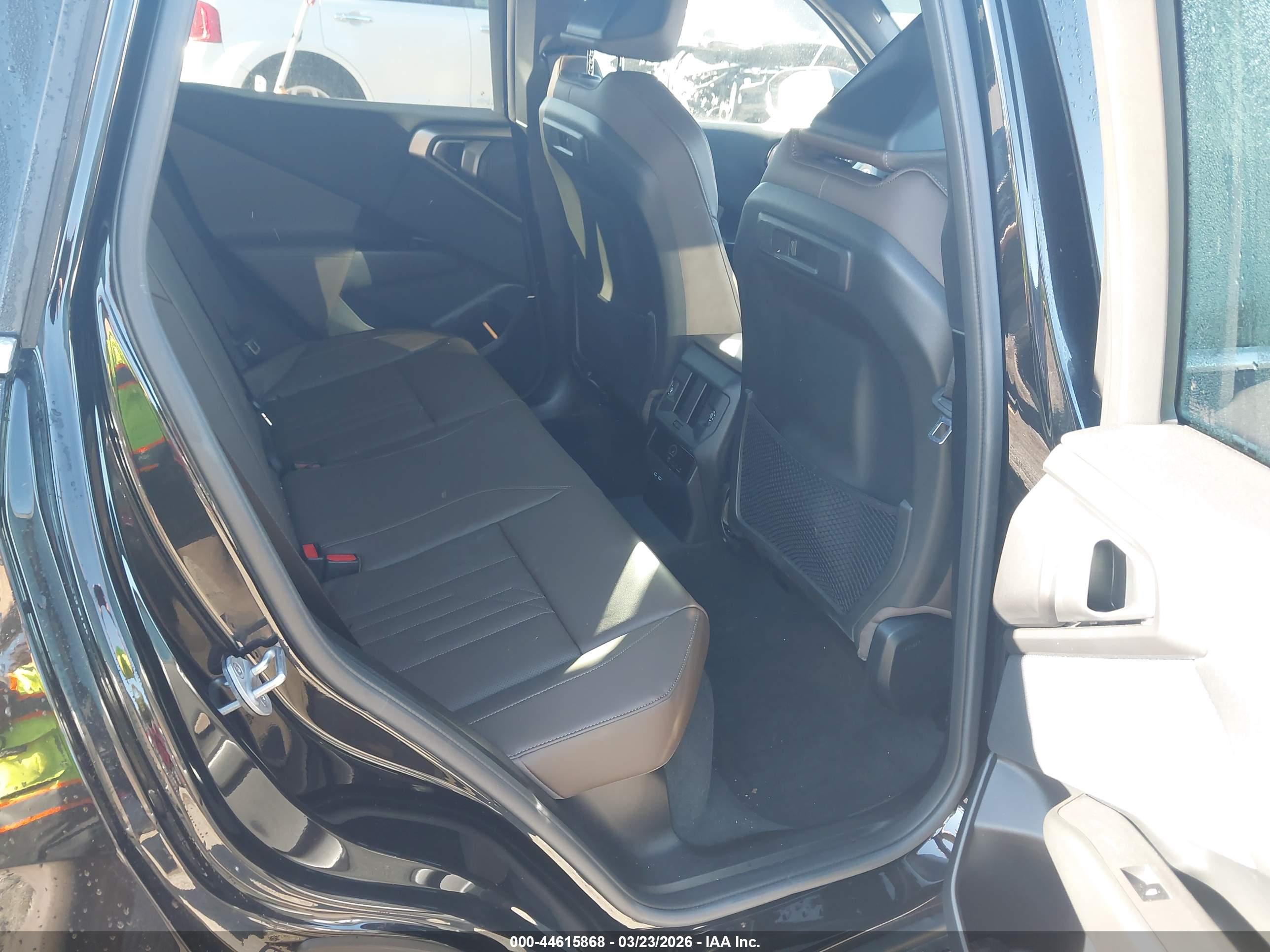 BMW X3 image 8