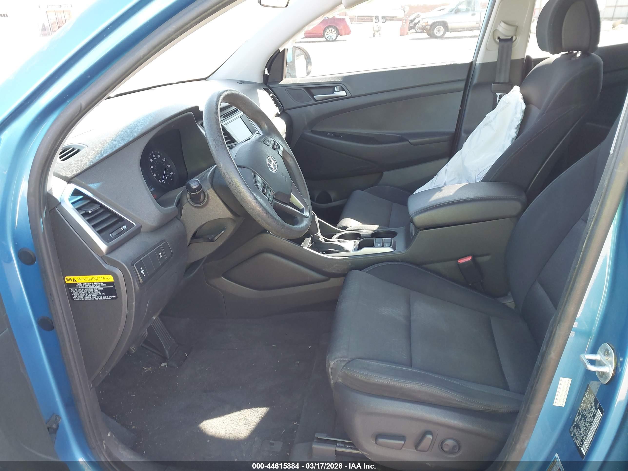 HYUNDAI TUCSON image 5